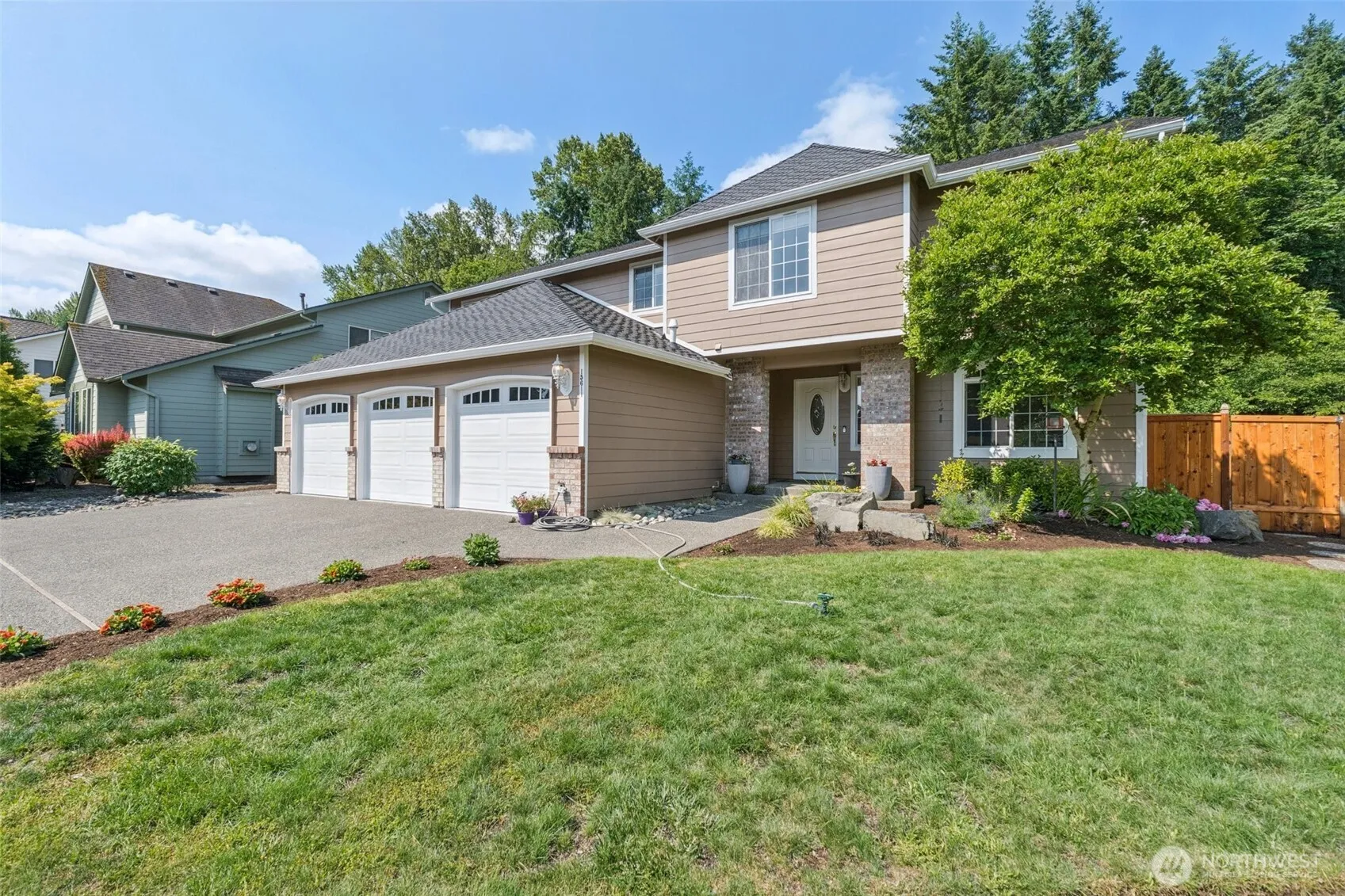 Property photo for 15611 138th Place Se, Renton photo 2