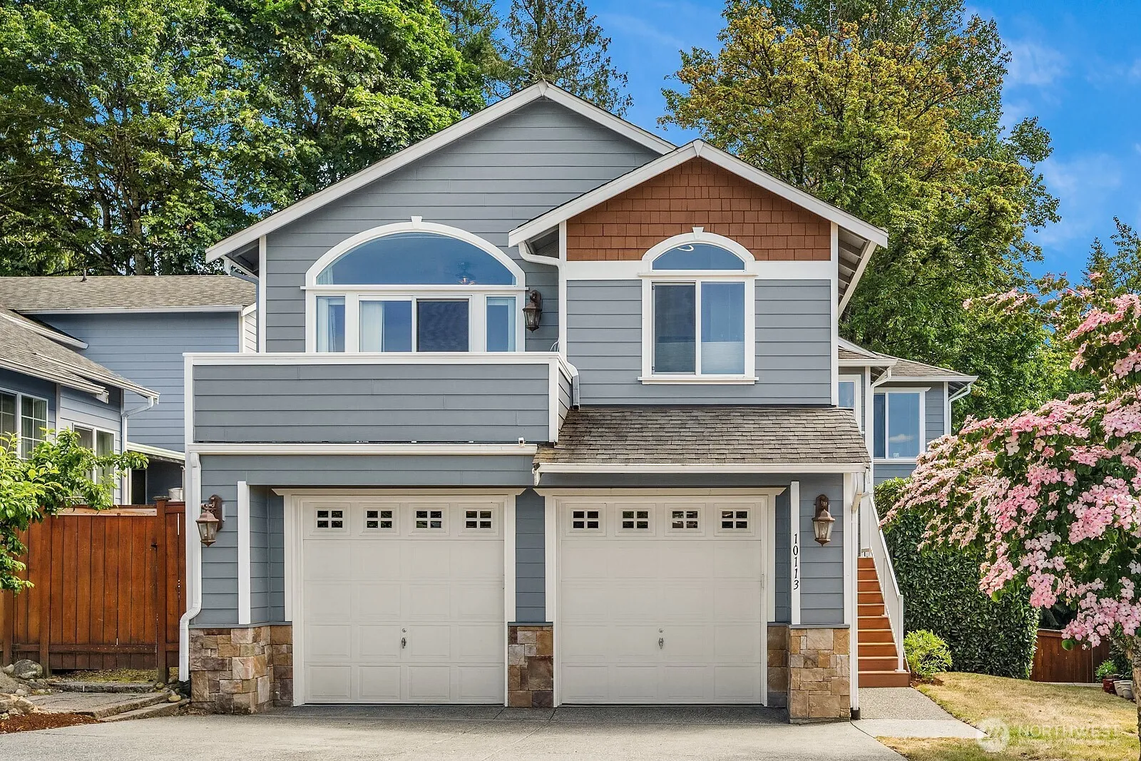 Property photo for 10113 Se 220th Place, Kent