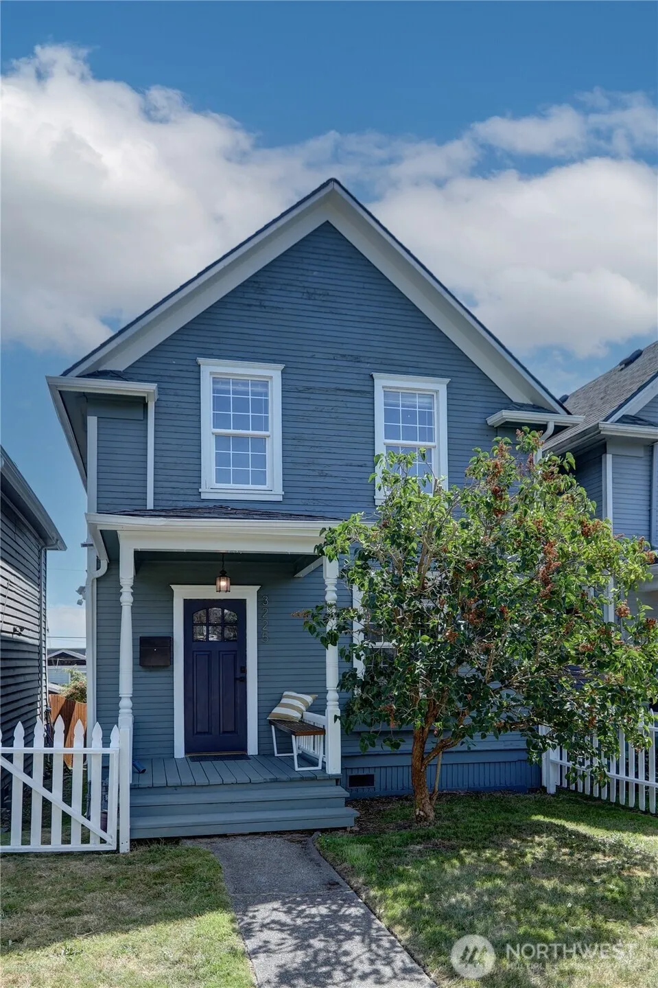 Property photo for 3225 Oakes Avenue, Everett
