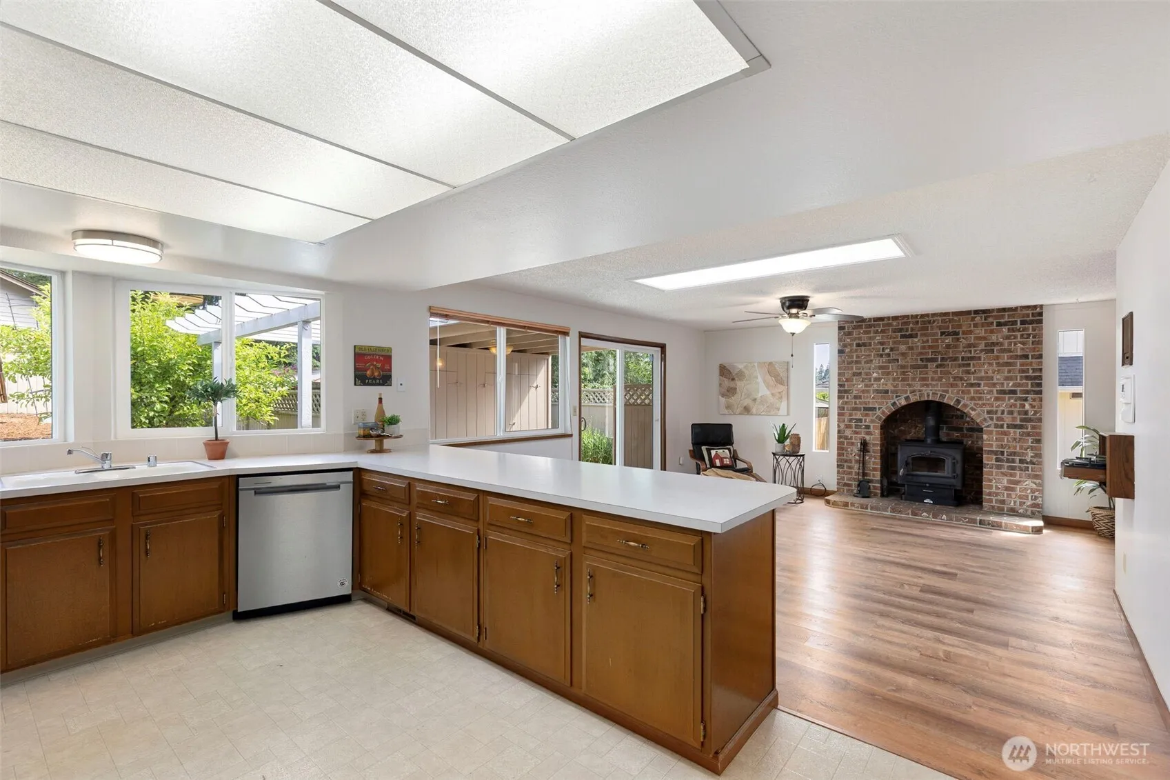 Property photo for 3546 Madrona Drive Se, Port Orchard photo 4
