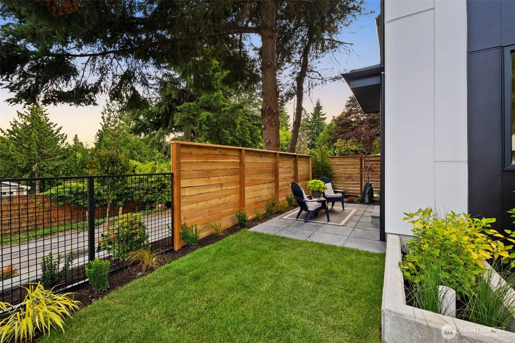Property photo for 2669 51st Avenue Sw, Seattle photo 4