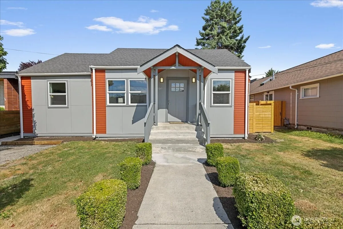 Property photo for 110 Pelly Avenue N, Renton
