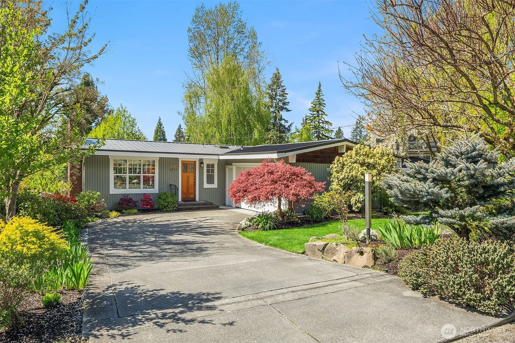 Property photo for 4711 110th Avenue Ne, Kirkland photo 2