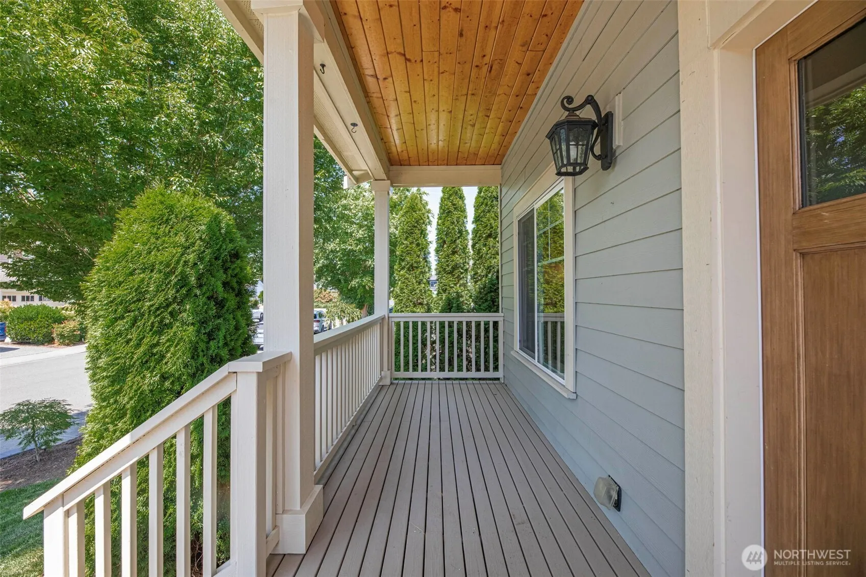 Property photo for 619 Emory Drive, Snohomish photo 2