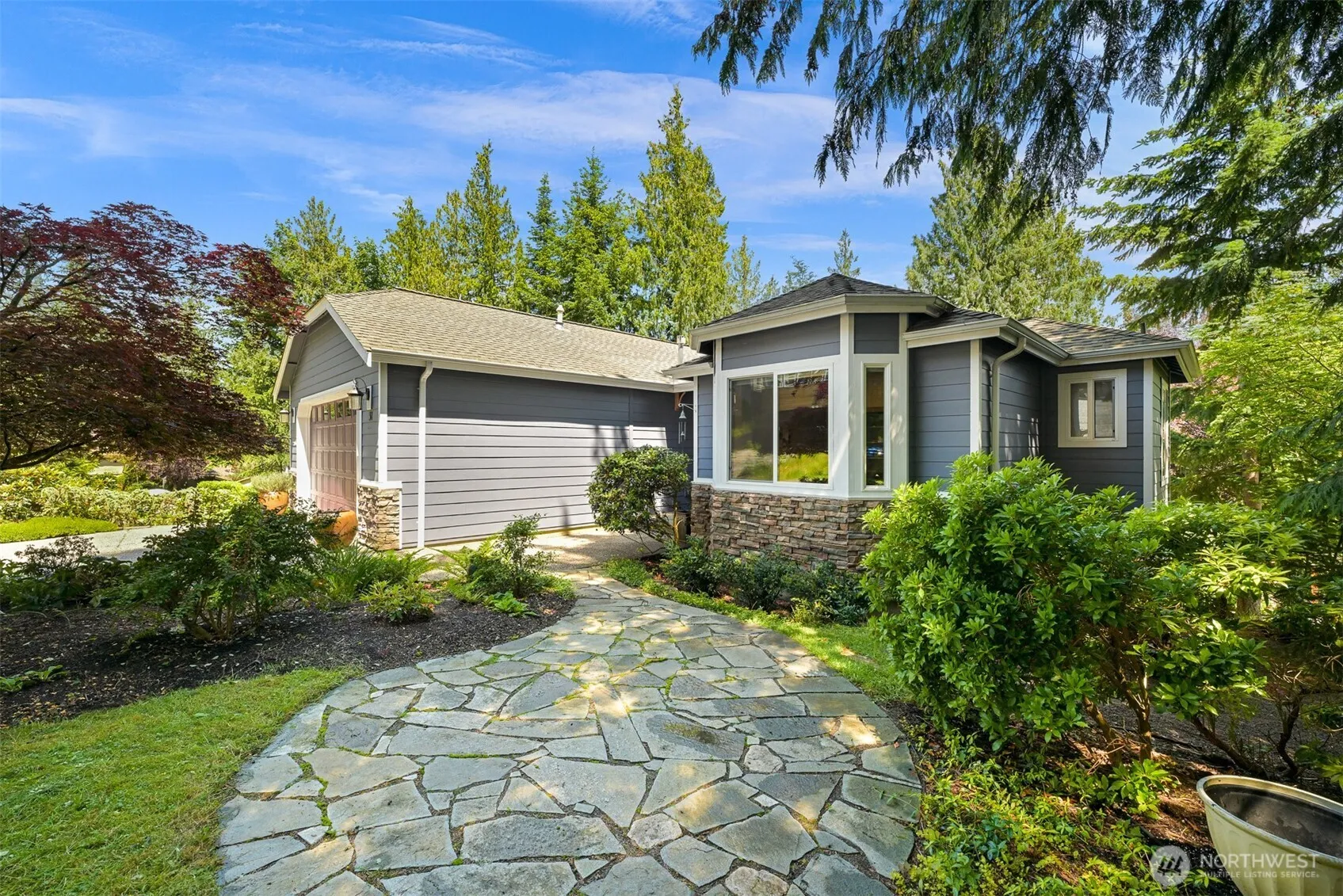 Property photo for 31 Longshore Lane, Bellingham photo 2