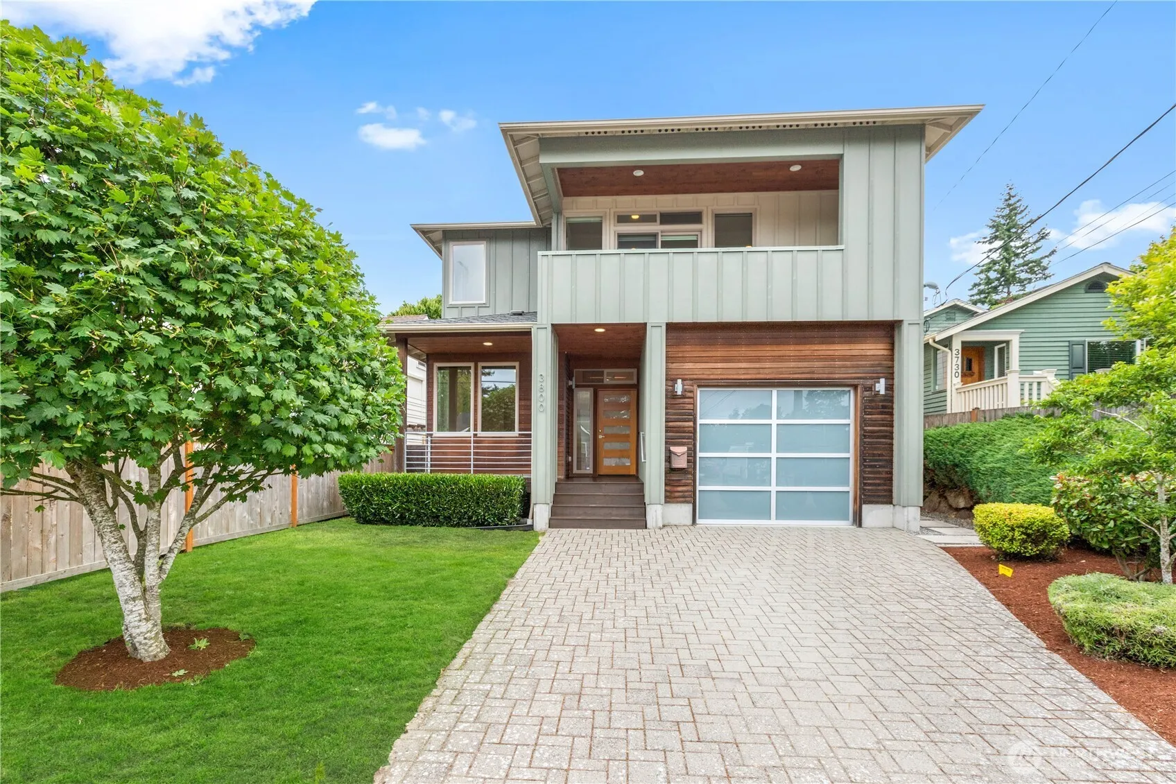 Property photo for 3800 Sw Holden Street, Seattle