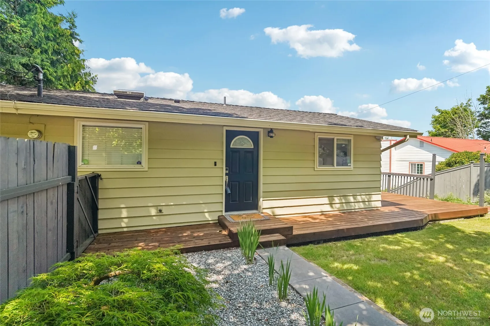 Property photo for 5467 16th Avenue Sw, Seattle photo 2