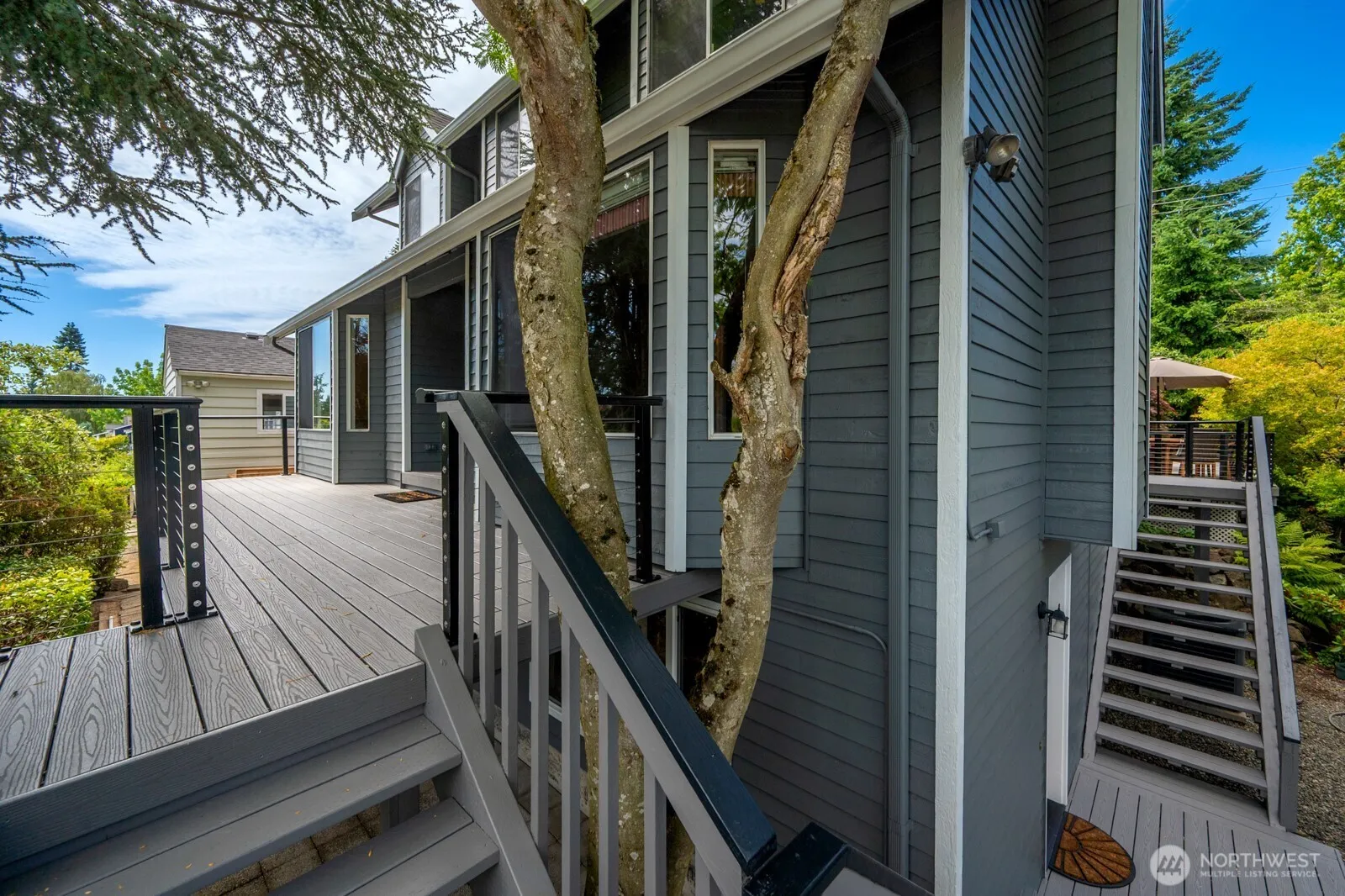 Property photo for 3217 48th Avenue Sw, Seattle photo 4