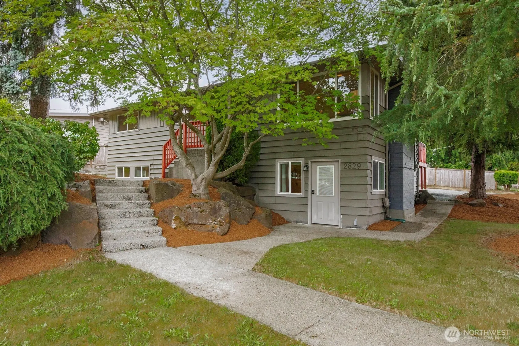 Property photo for 2829 Larch Way, Lynnwood