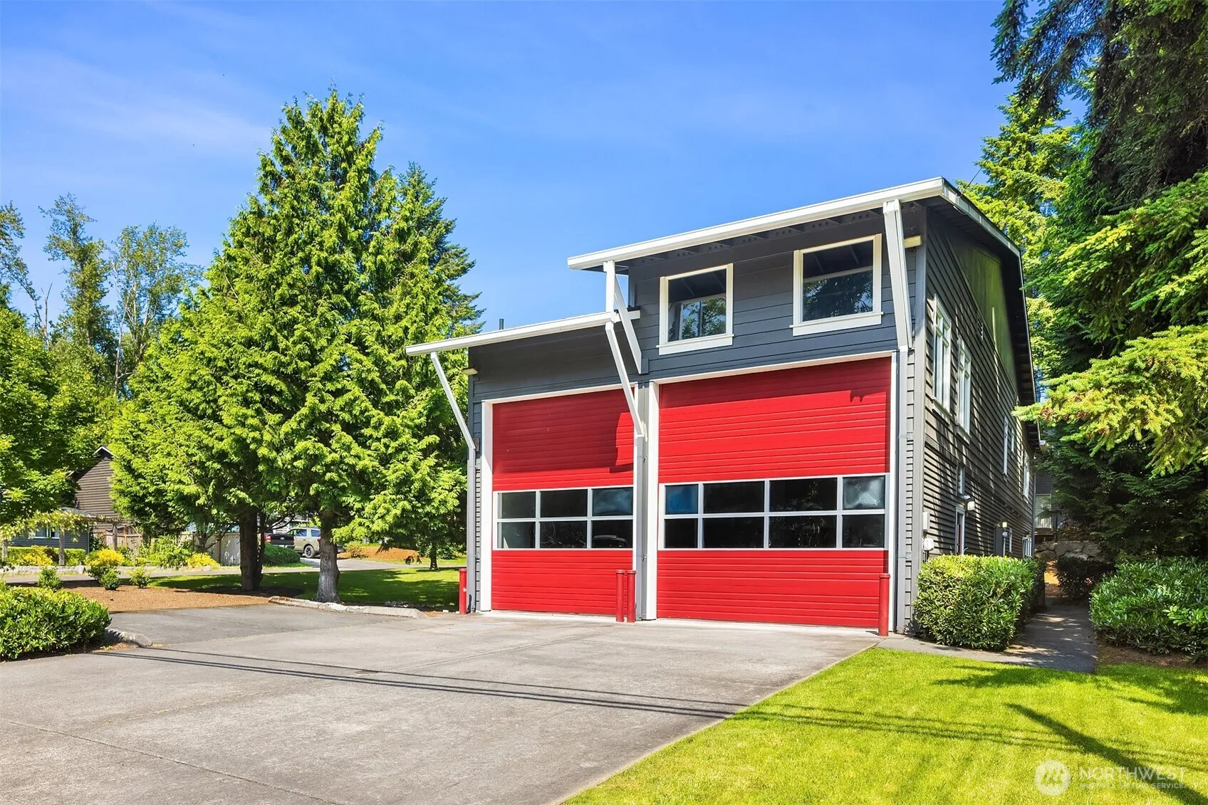 Property photo for 8411 Ne 141st Street, Kirkland