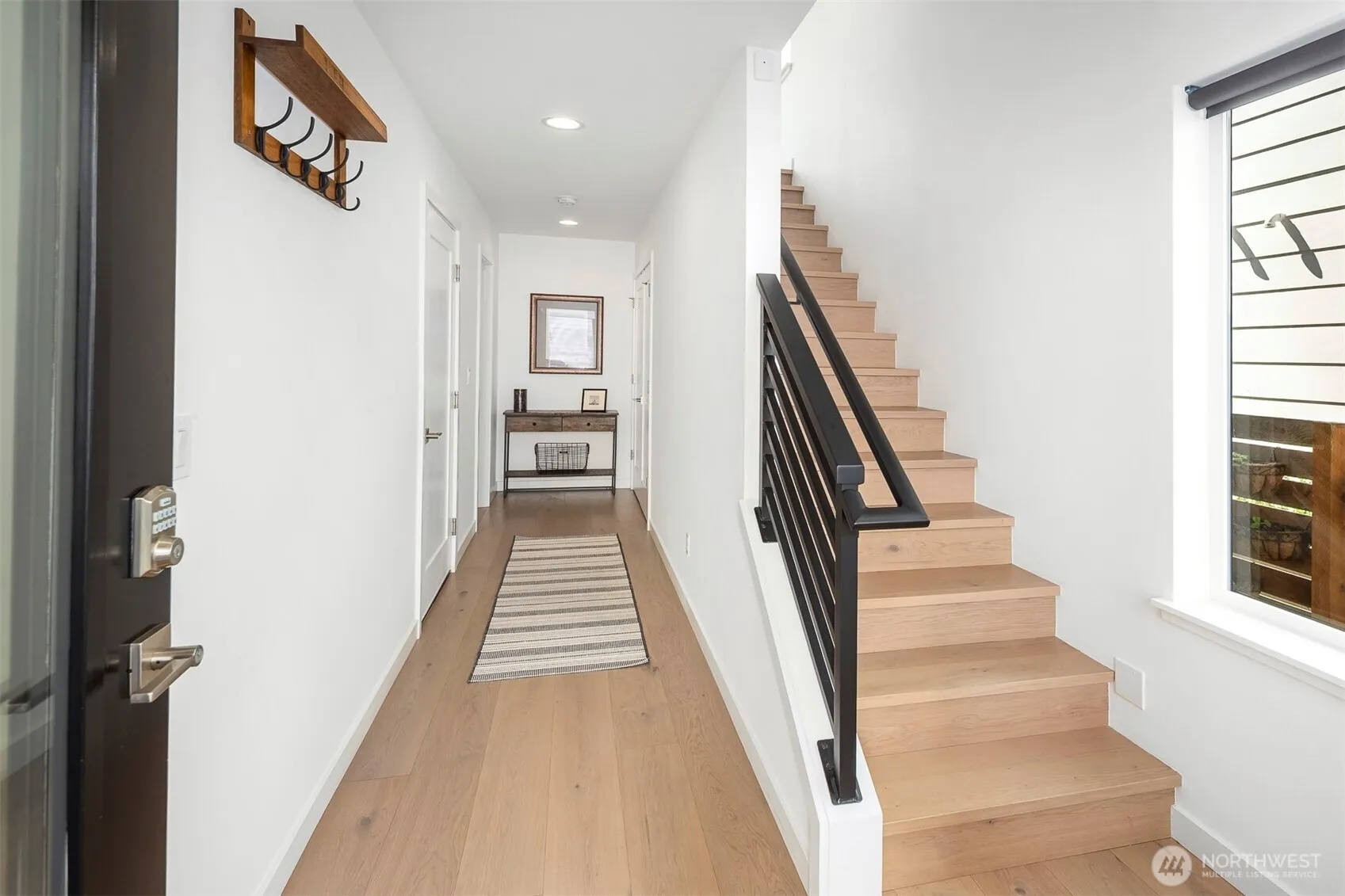 Property photo for 8314 14th Avenue Nw ##b, Seattle photo 2