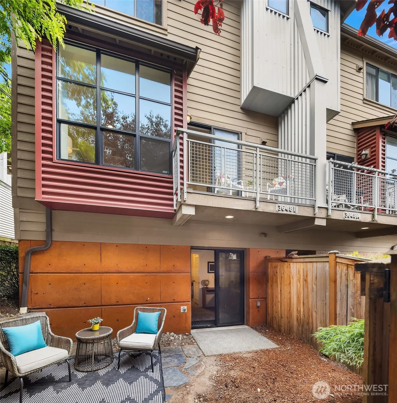 Property photo for 3648 Dayton Avenue N #b, Seattle photo 2