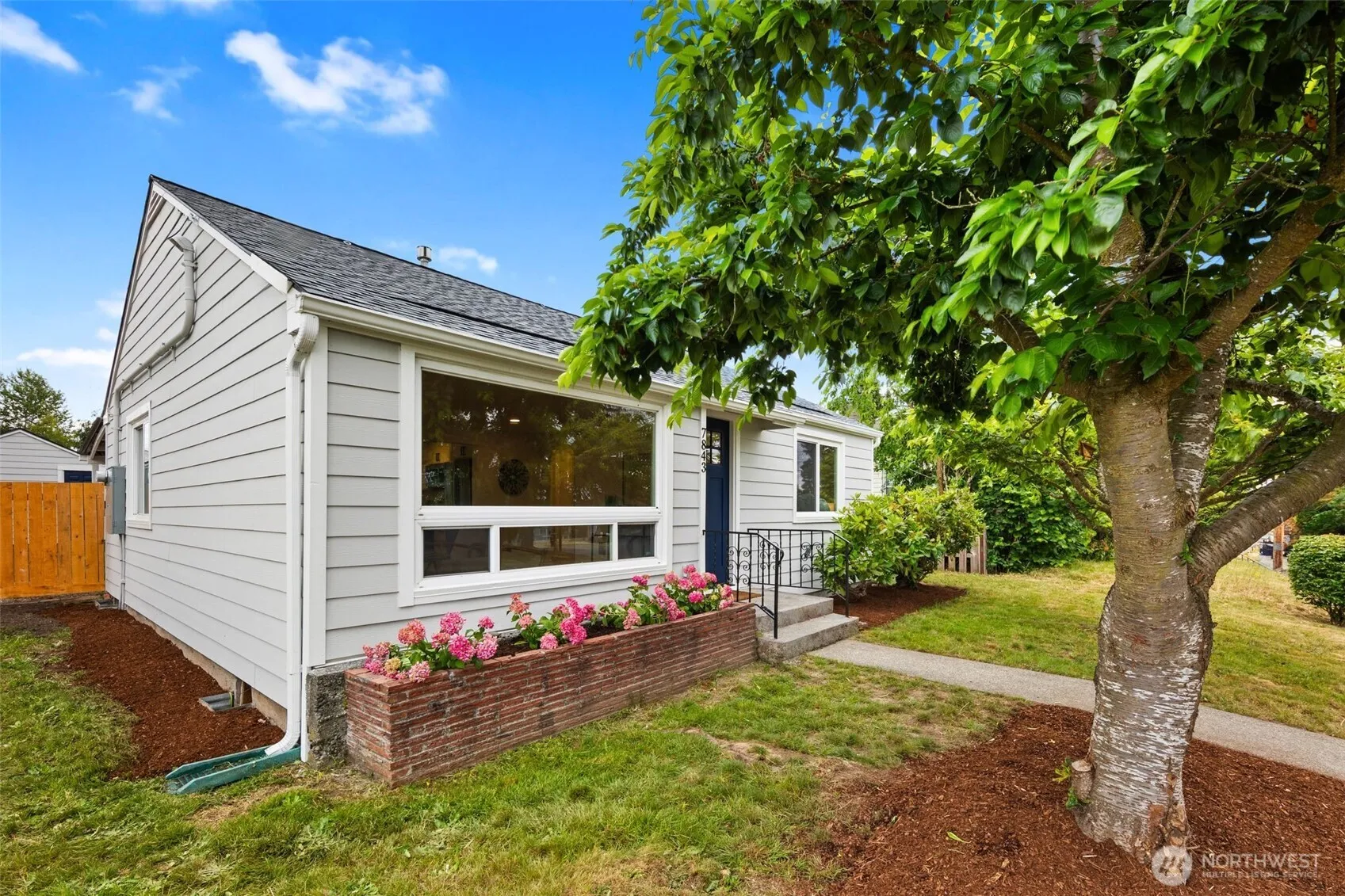 Property photo for 7843 Yakima Avenue, Tacoma photo 2