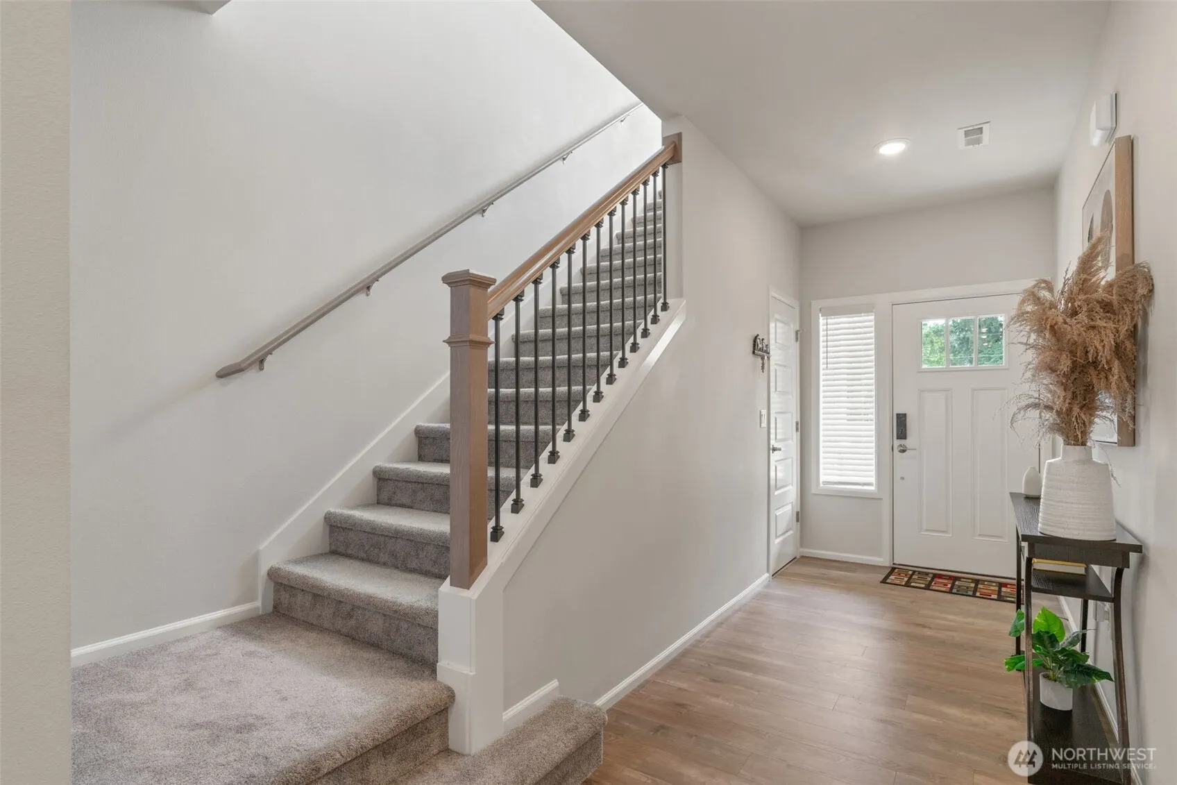 Property photo for 21124 42nd Drive Se, Bothell photo 4