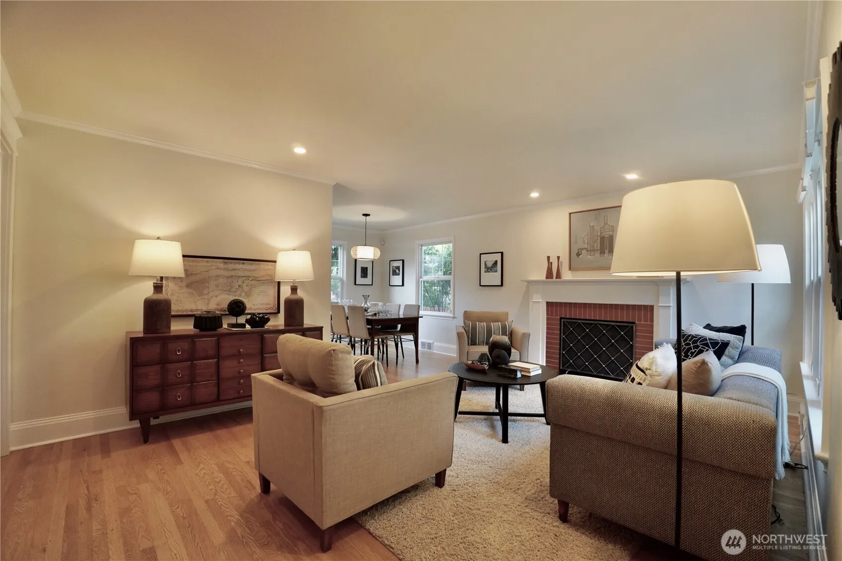 Property photo for 4000 Sw Hanford Street, Seattle photo 3