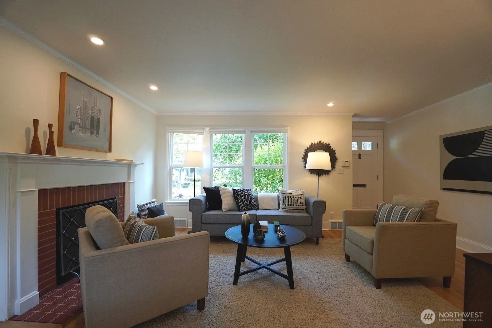 Property photo for 4000 Sw Hanford Street, Seattle photo 5
