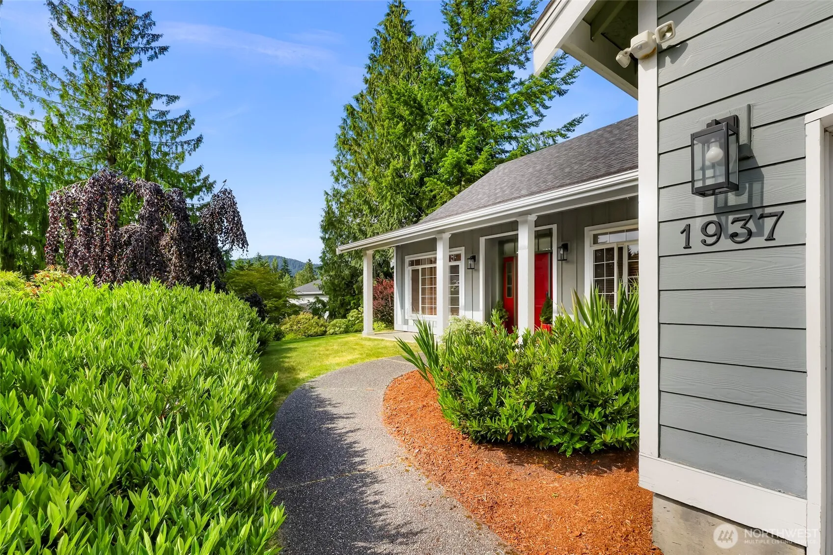 Property photo for 1937 Edgefield Drive, Bellingham photo 3