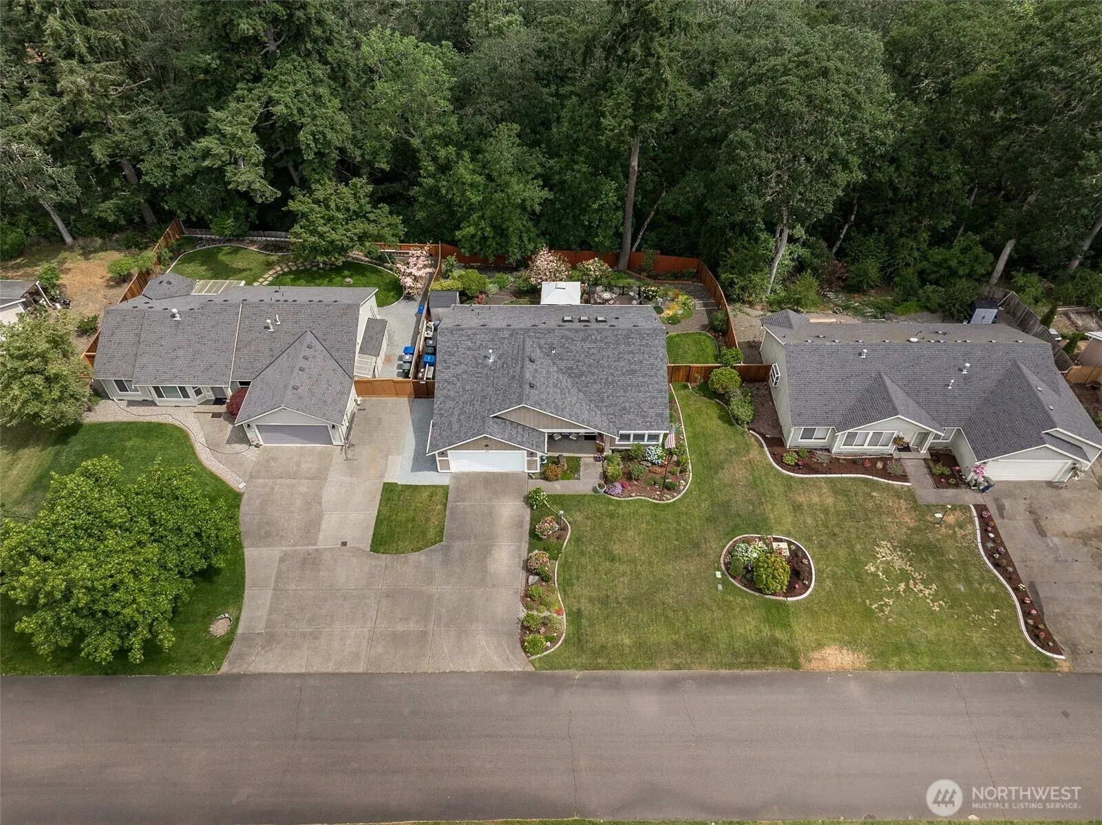 Property photo for 609 Cherry Street E, Tacoma photo 4