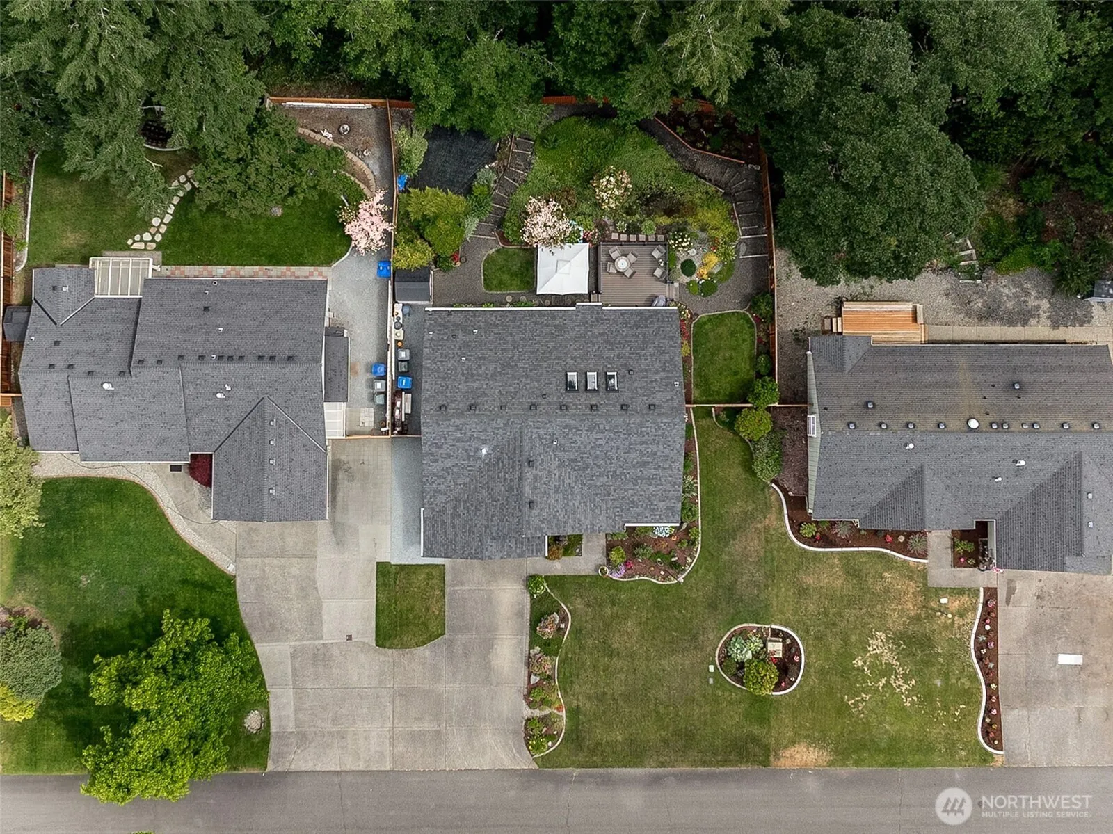 Property photo for 609 Cherry Street E, Tacoma photo 2