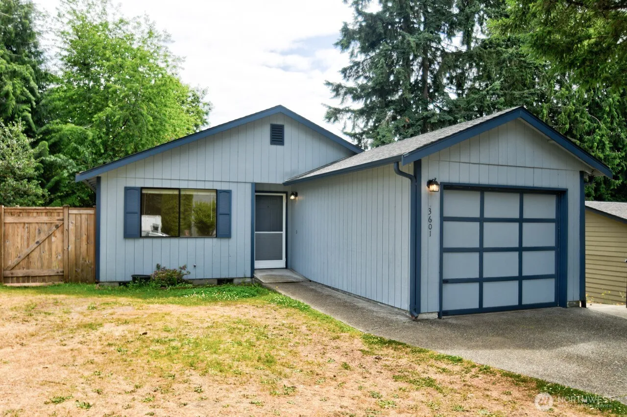 Property photo for 3601 Autumnwood Court Se, Olympia