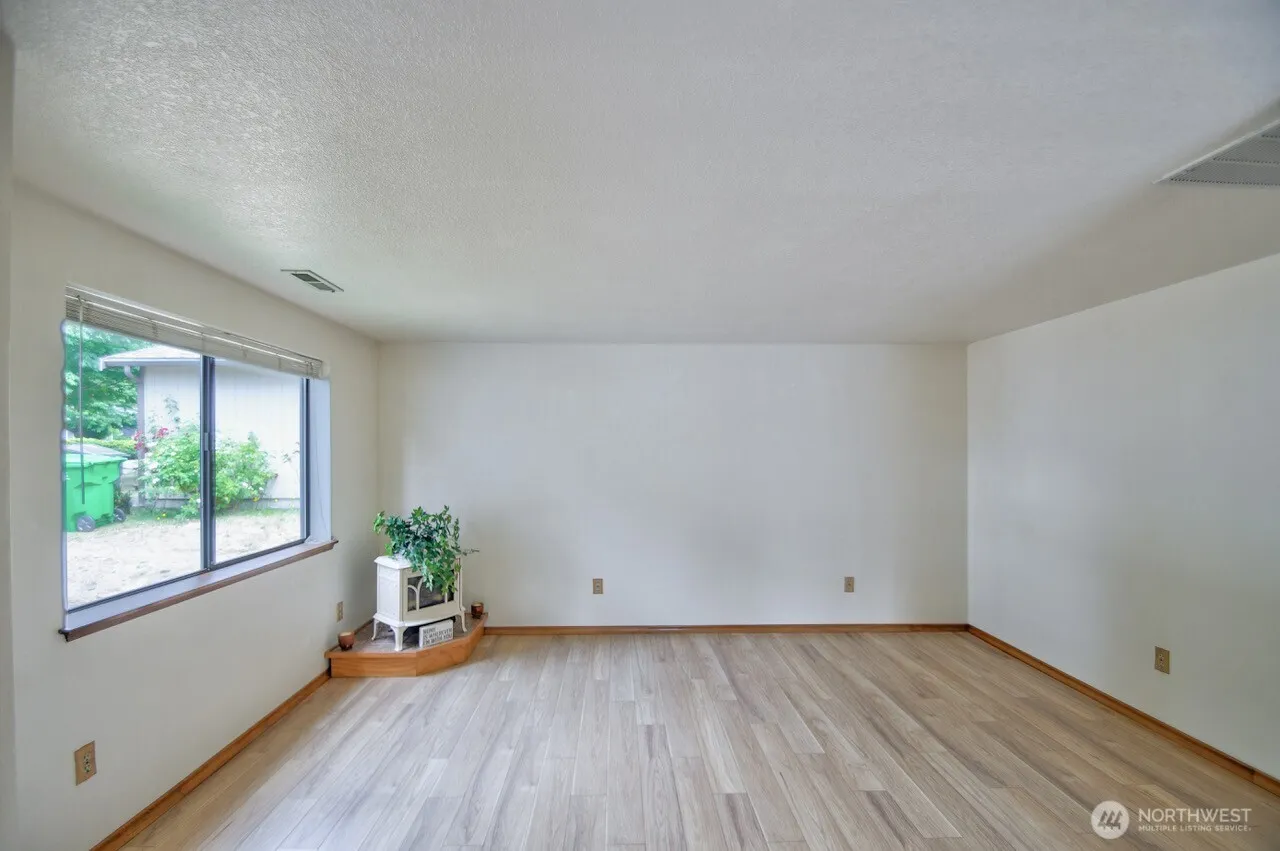 Property photo for 3601 Autumnwood Court Se, Olympia photo 2
