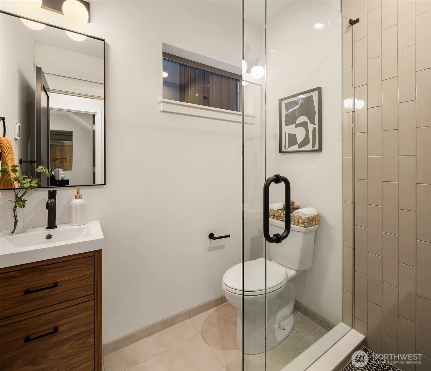 Property photo for 9047 Dibble Avenue Nw #b, Seattle photo 4