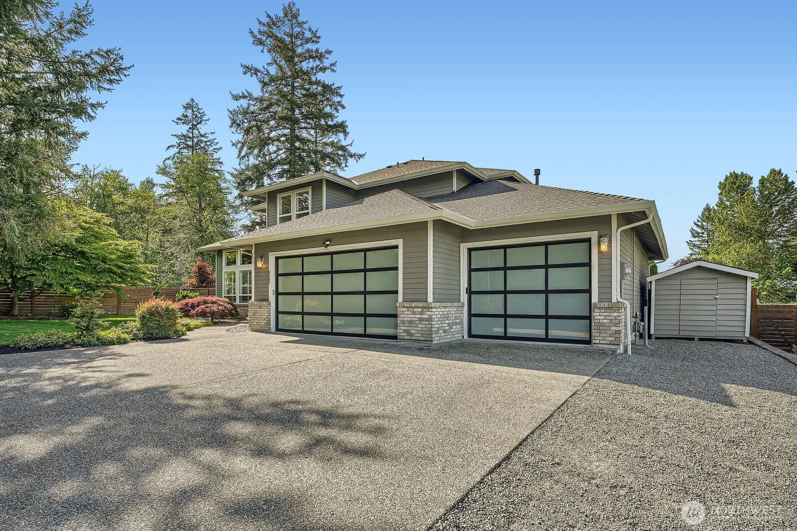 Property photo for 922 Chelan Avenue Ne, Renton photo 2