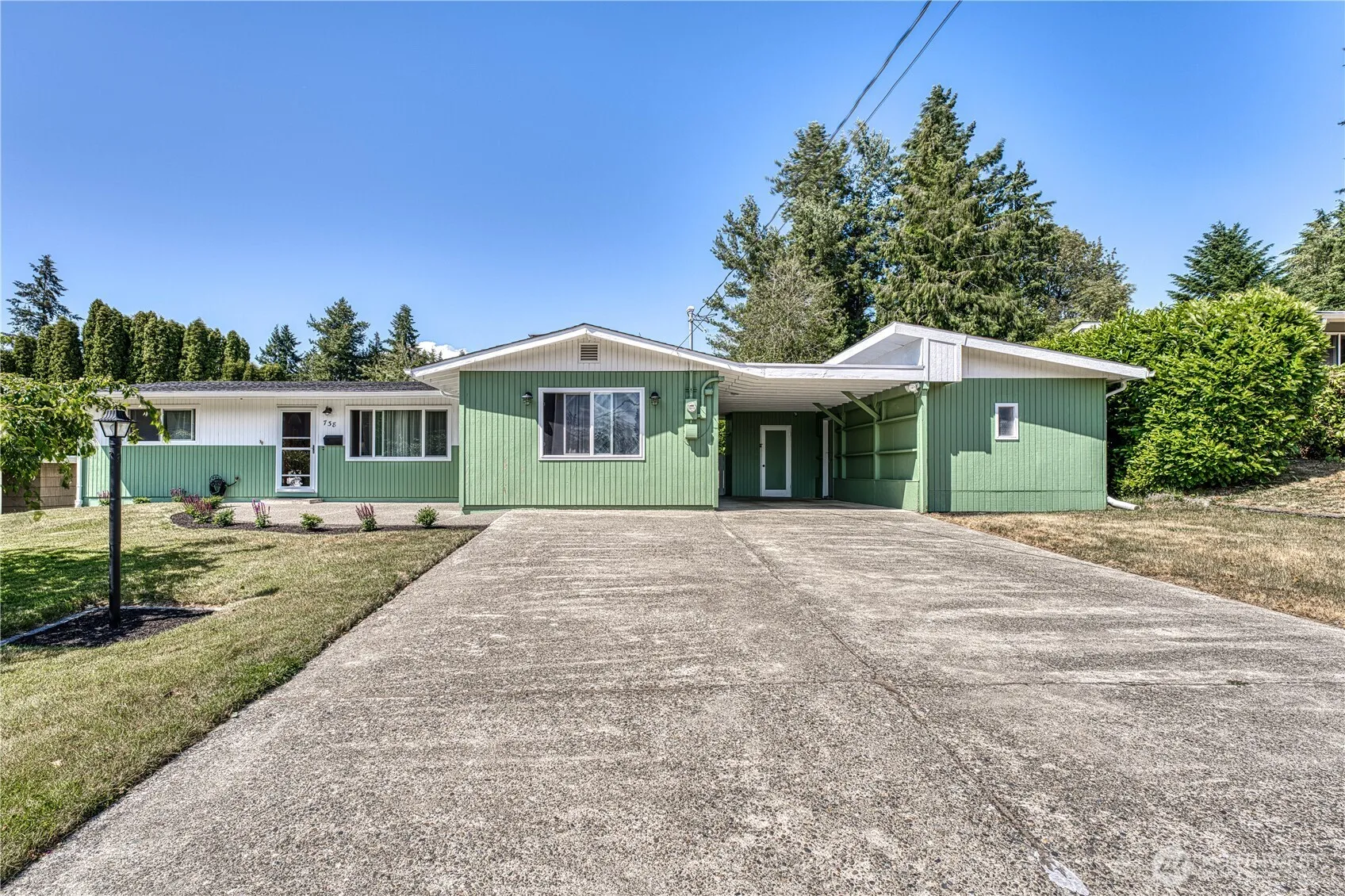 Property photo for 738 Wallin St, Bremerton