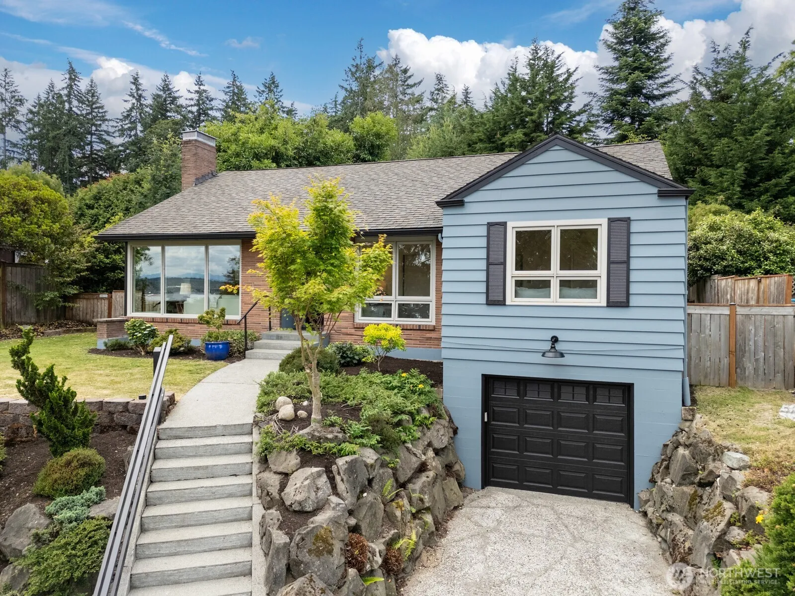 Property photo for 5025 Nicklas Place Ne, Seattle