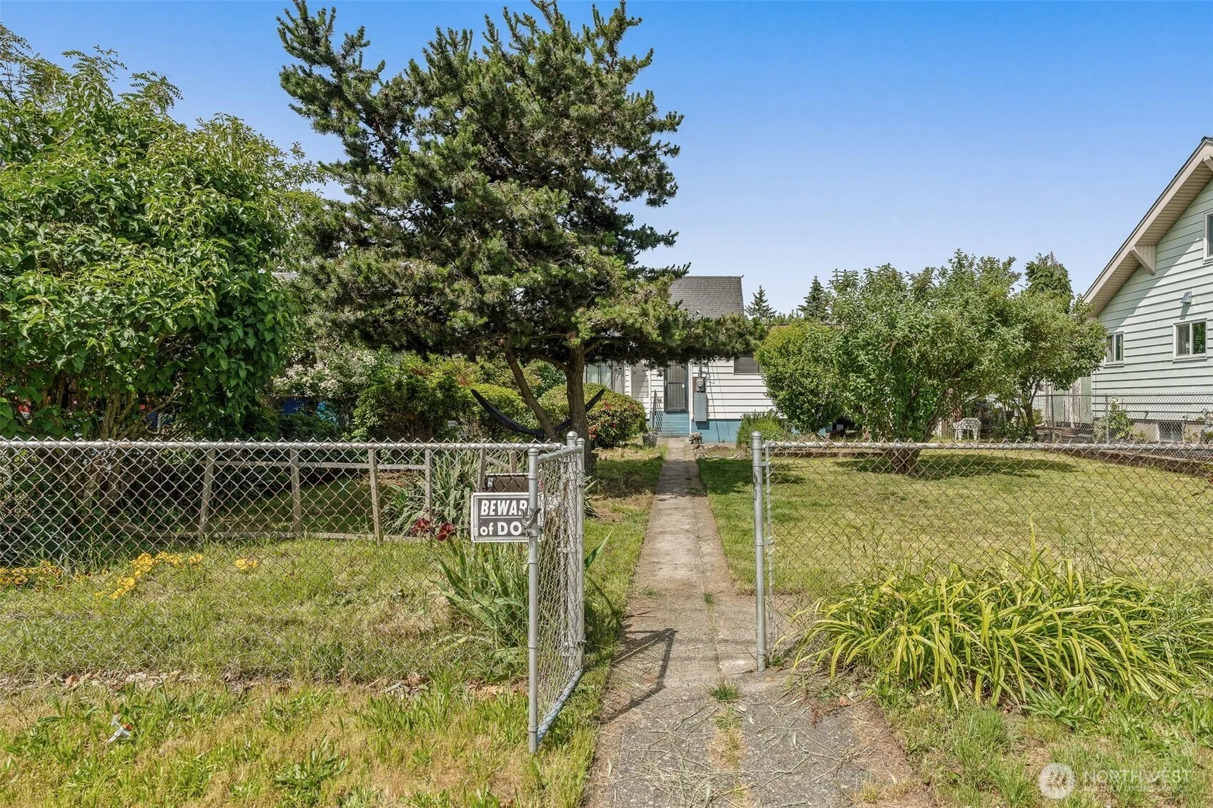 Property photo for 2360 S Hosmer Street, Tacoma photo 2