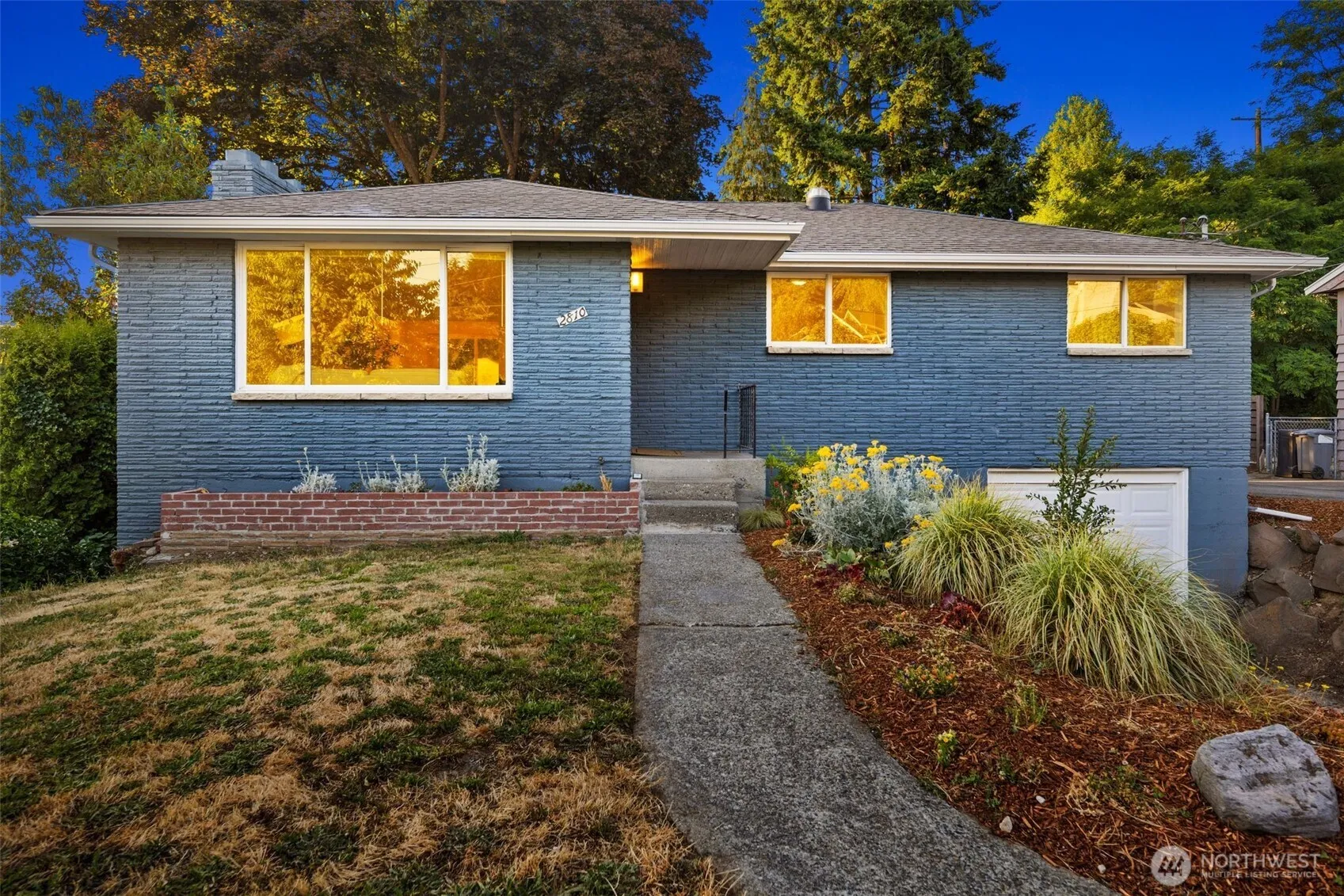 Property photo for 2810 Sw 112th Street, Seattle photo 3