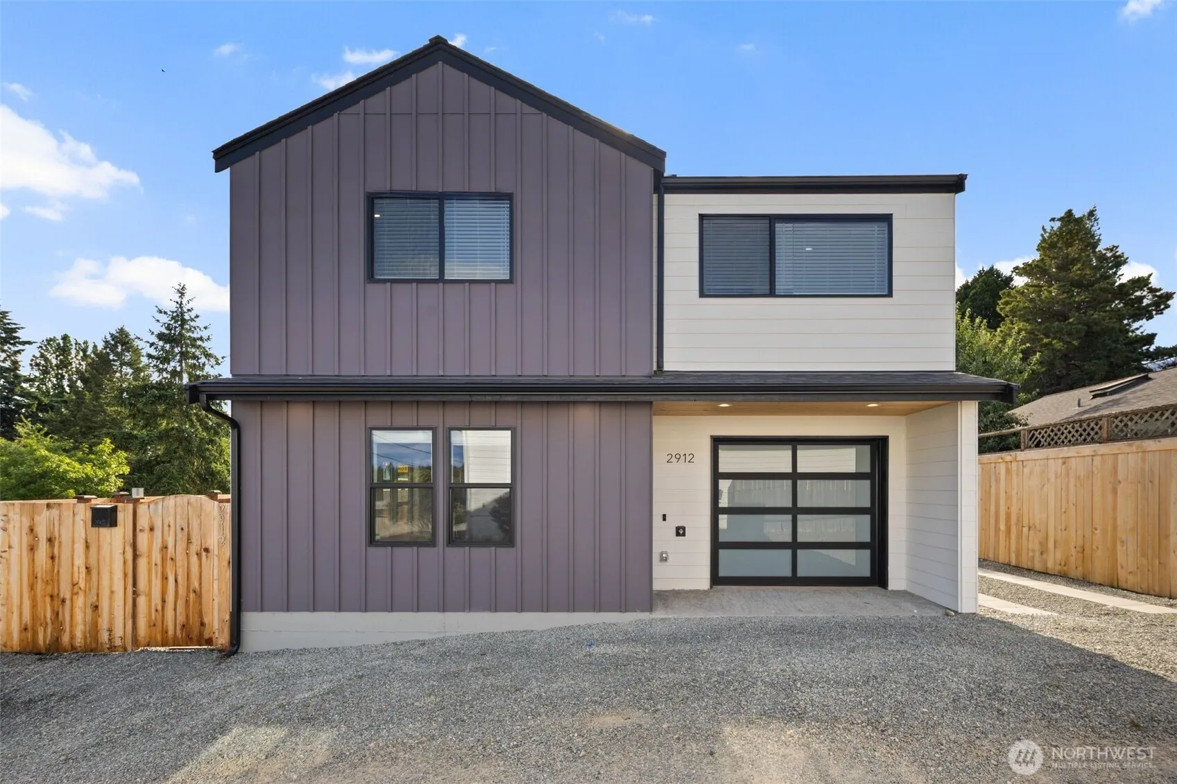 Property photo for 2912 Sw Thistle Street #b, Seattle