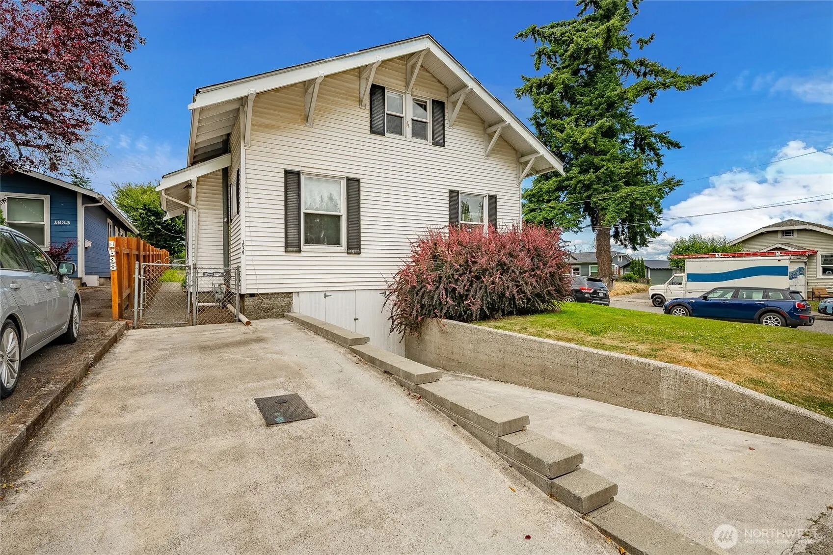 Property photo for 1639 King Street, Bellingham photo 4