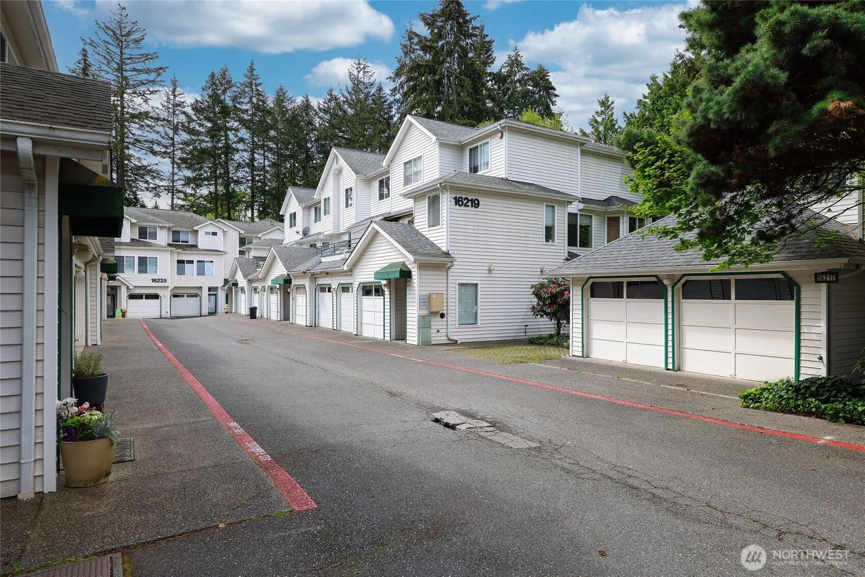 Property photo for 16219 Northup Way #c-204, Bellevue photo 3