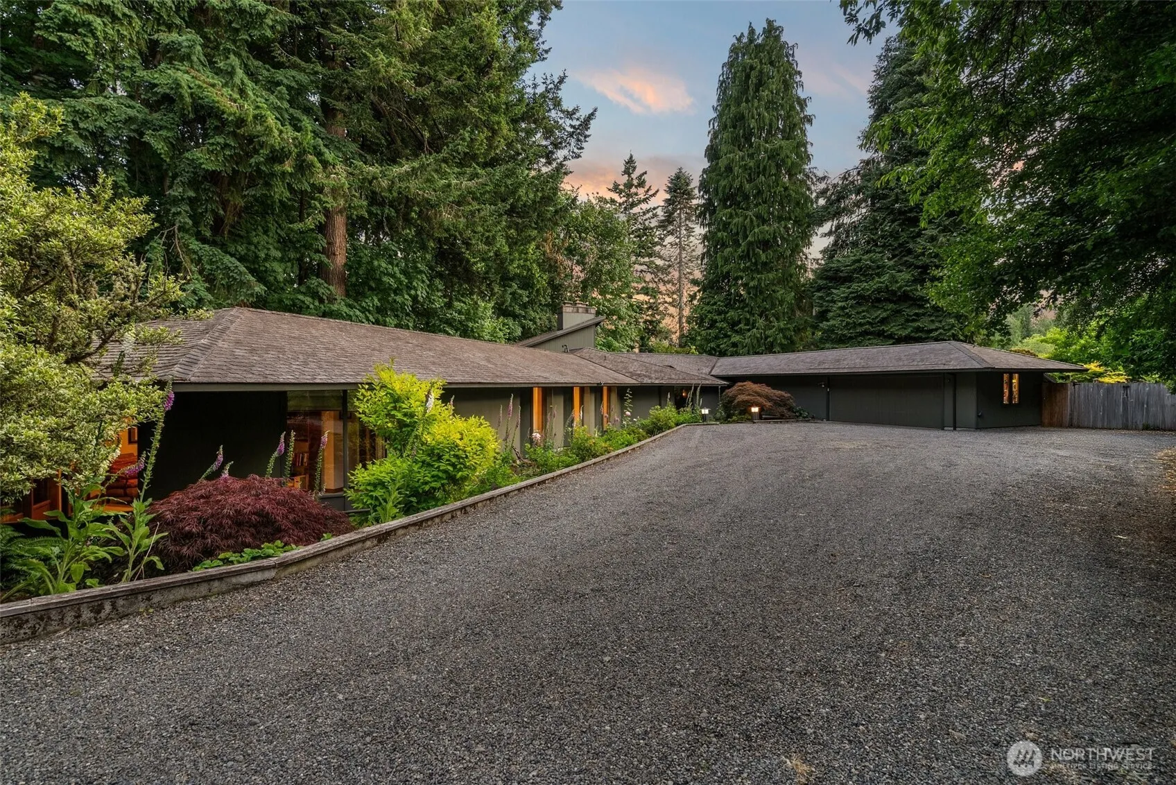 Property photo for 2949 Orange Street Se, Olympia photo 2