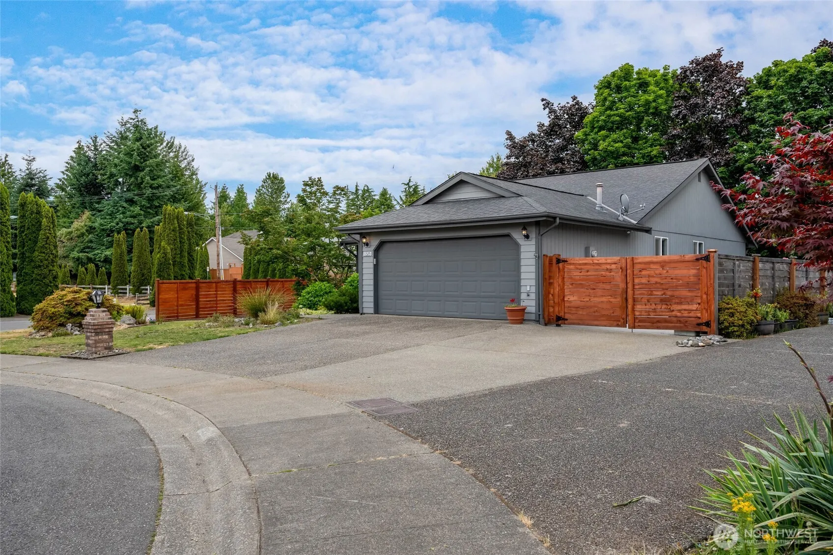 Property photo for 11325 264th Place Se, Kent photo 4