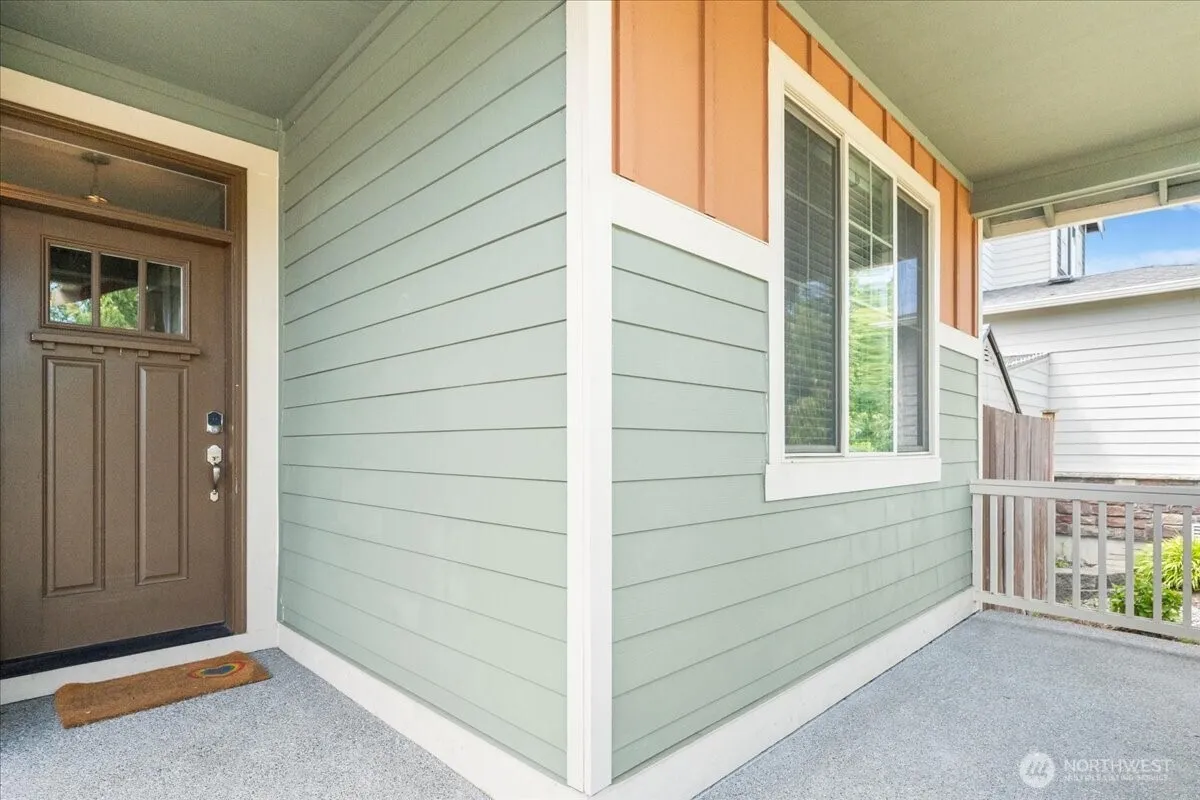 Property photo for 438 22nd Street Nw, Puyallup photo 3