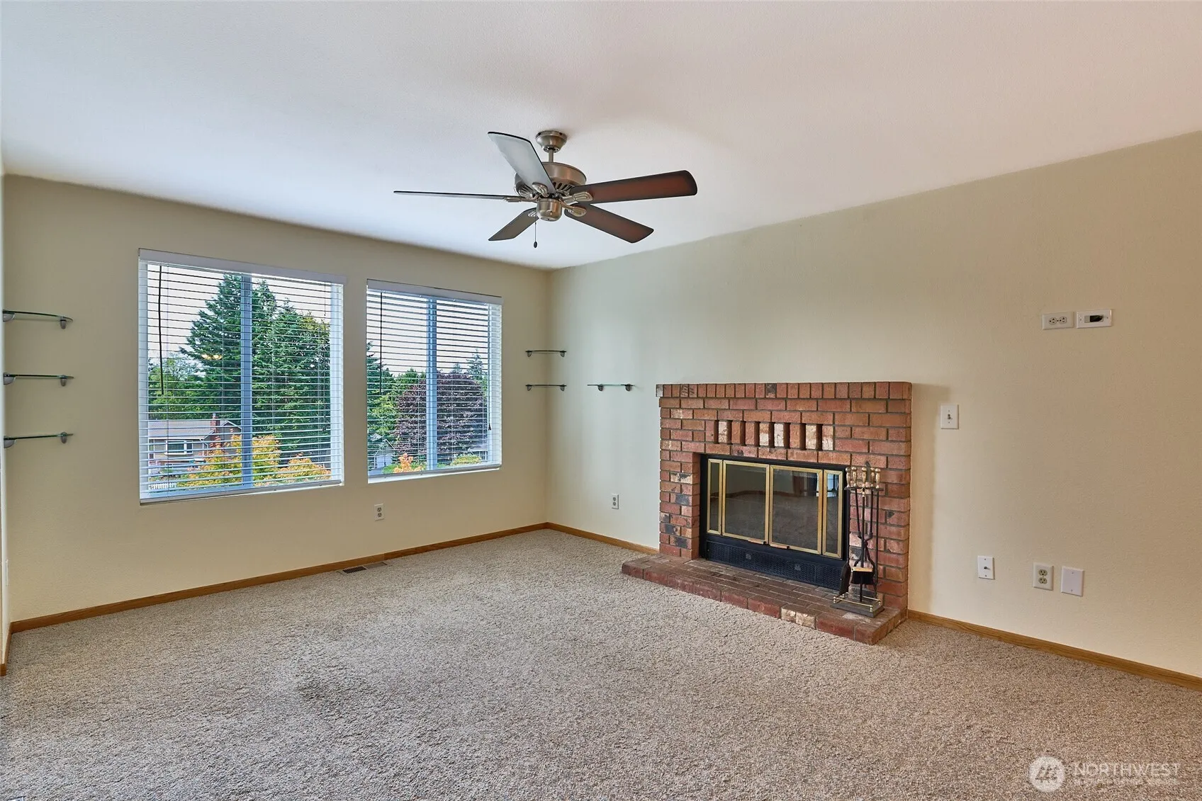 Property photo for 21738 121st Pl Se, Kent photo 5
