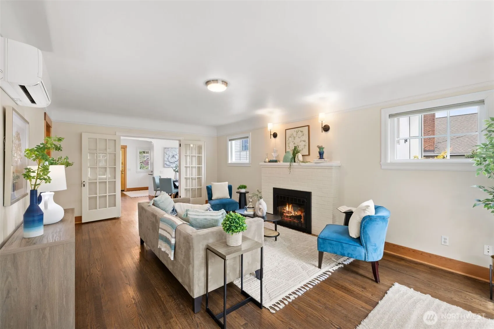 Property photo for 6427 Flora Avenue S, Seattle photo 3
