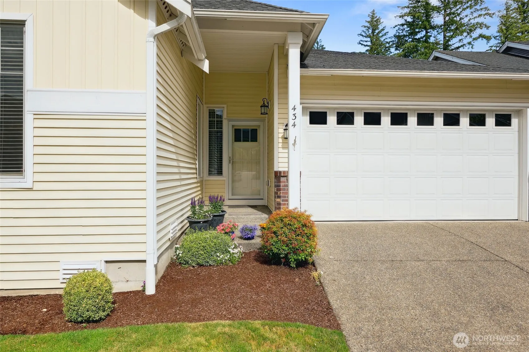 Property photo for 434 Grass Lake Street Nw, Olympia photo 2
