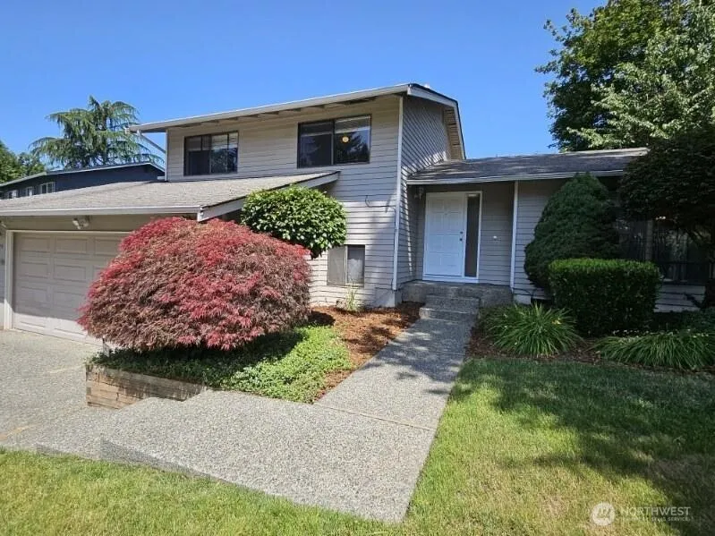 Property photo for 10924 Se 183rd Court, Renton photo 2