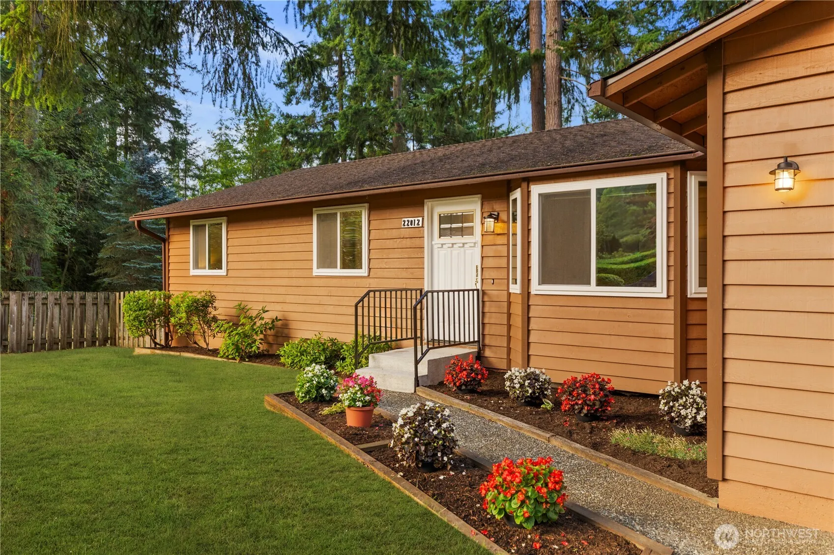 Property photo for 22012 Villa Drive, Snohomish photo 2