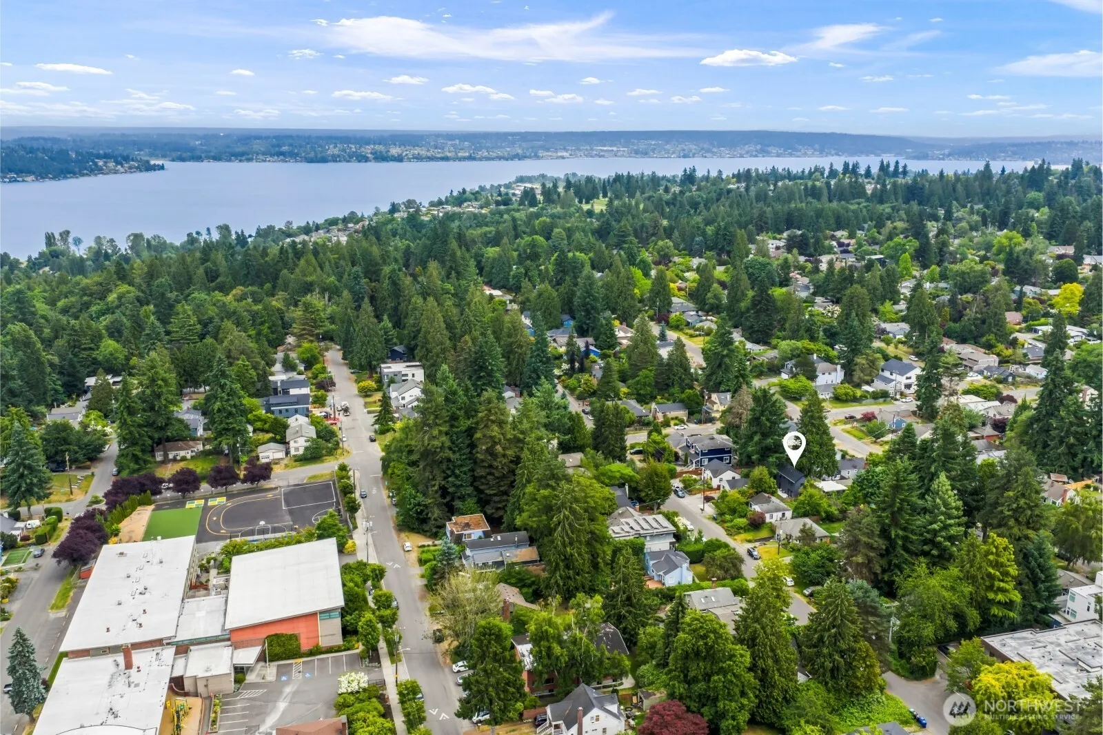 Property photo for 3539 Ne 88th Street #b, Seattle photo 4