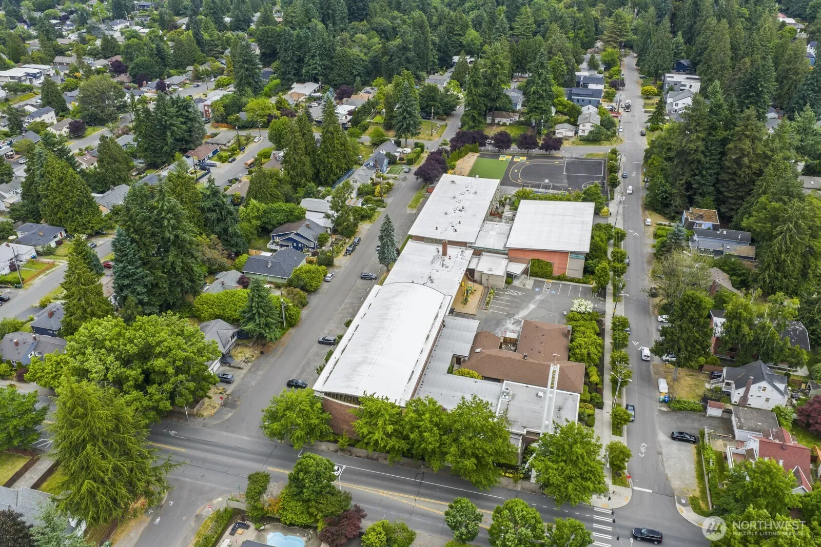 Property photo for 3539 Ne 88th Street #b, Seattle photo 5