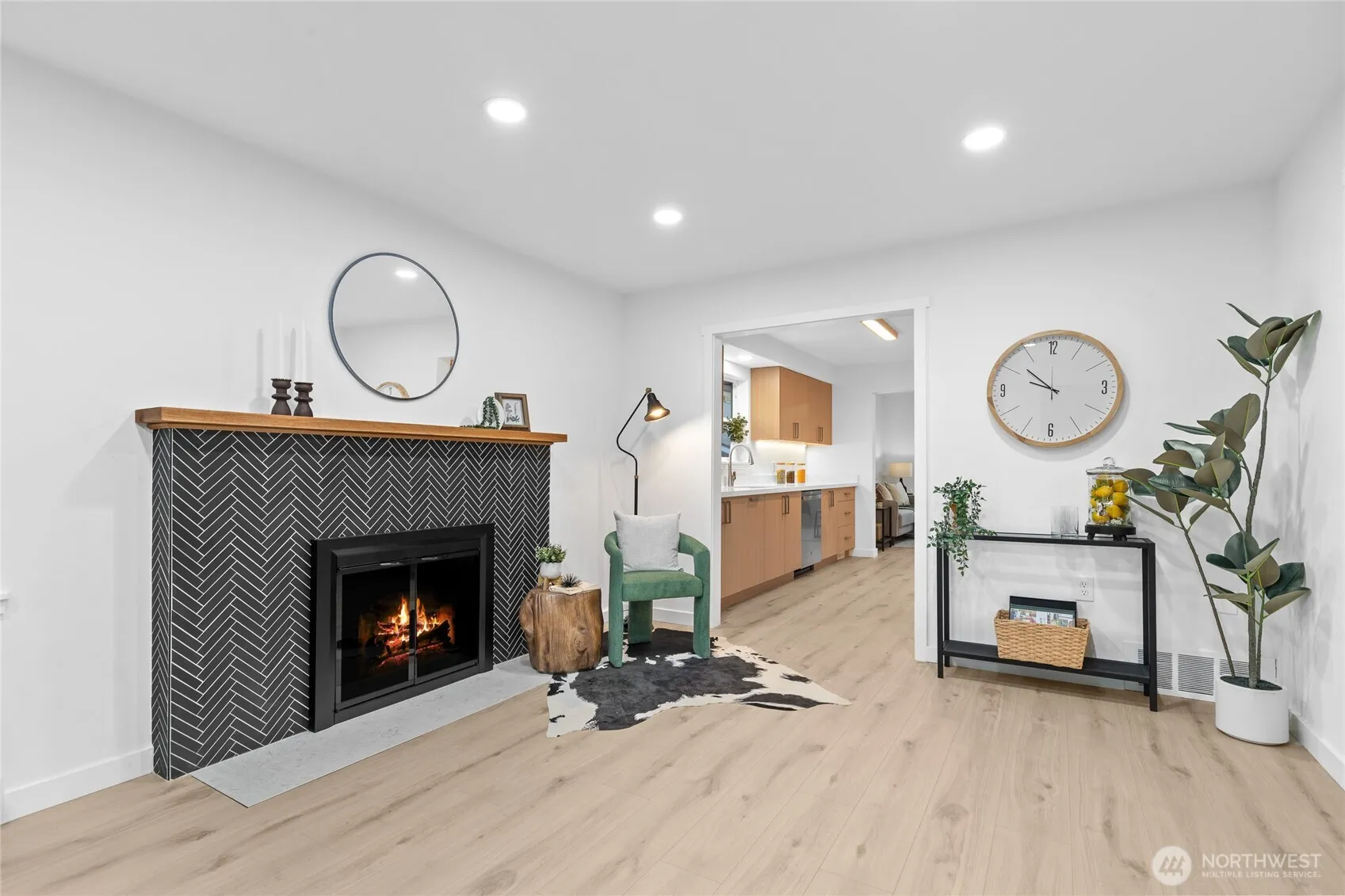 Property photo for 12023 35th Avenue Ne, Seattle photo 3