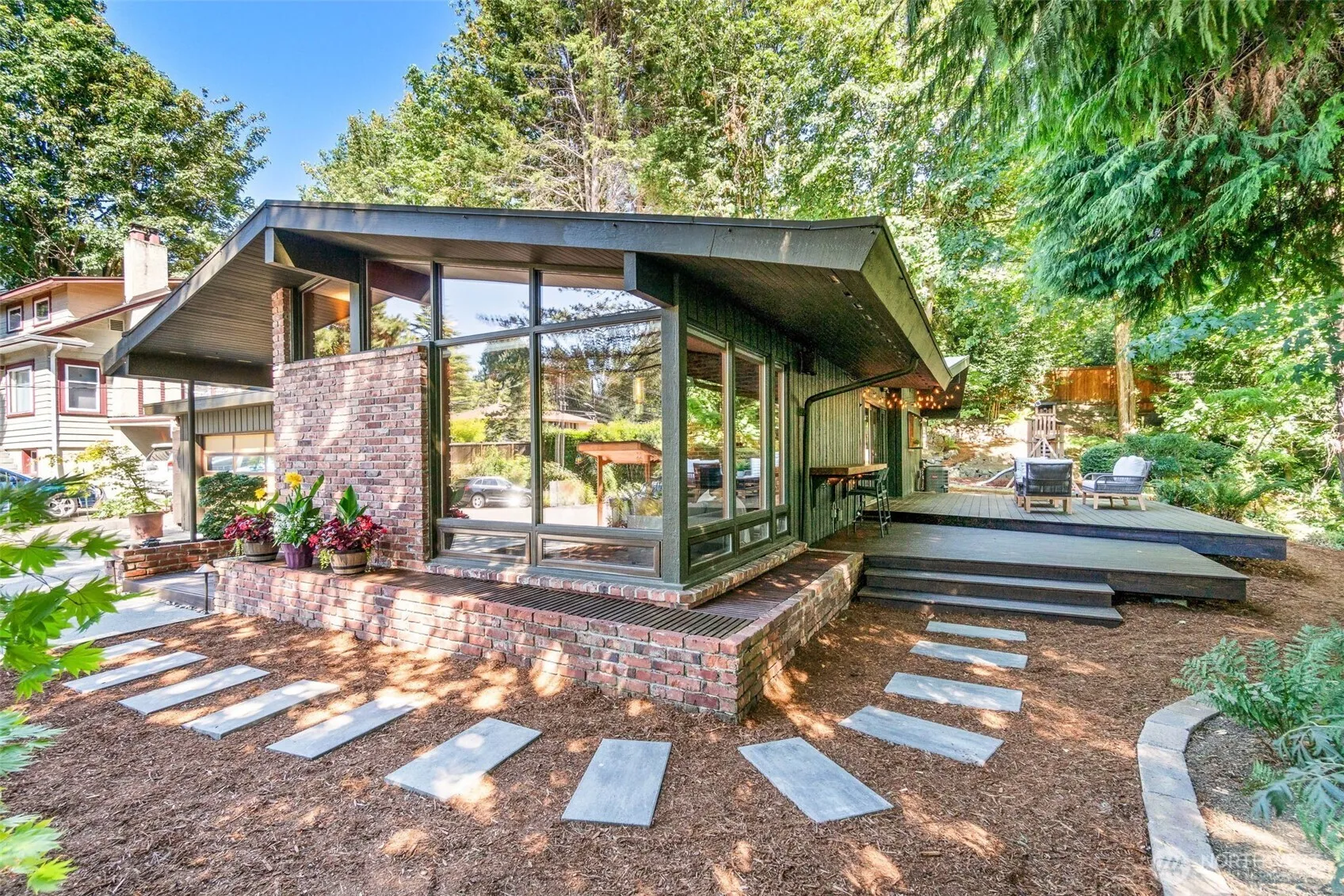 Property photo for 1421 Ne 106th Street, Seattle photo 3