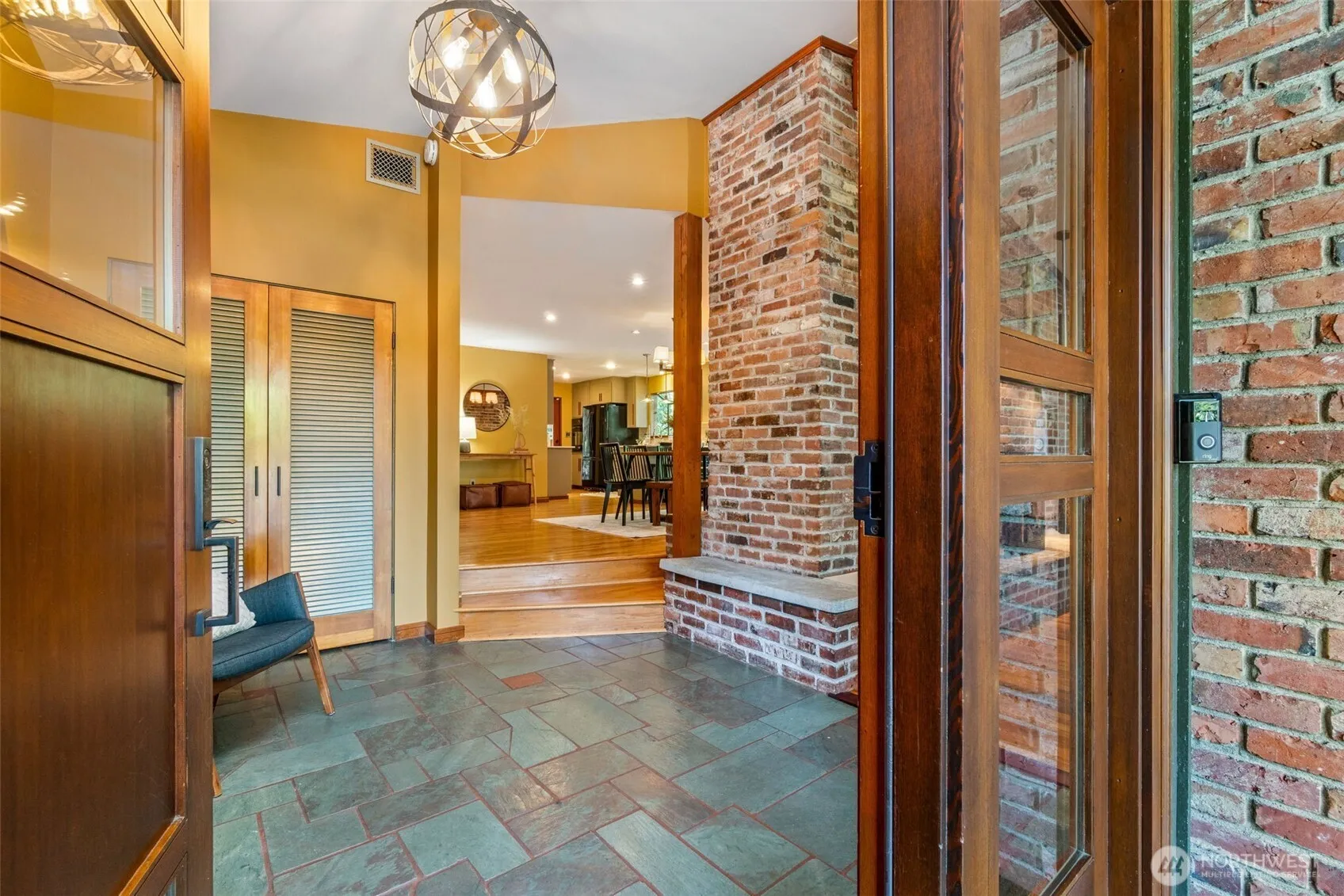 Property photo for 1421 Ne 106th Street, Seattle photo 5