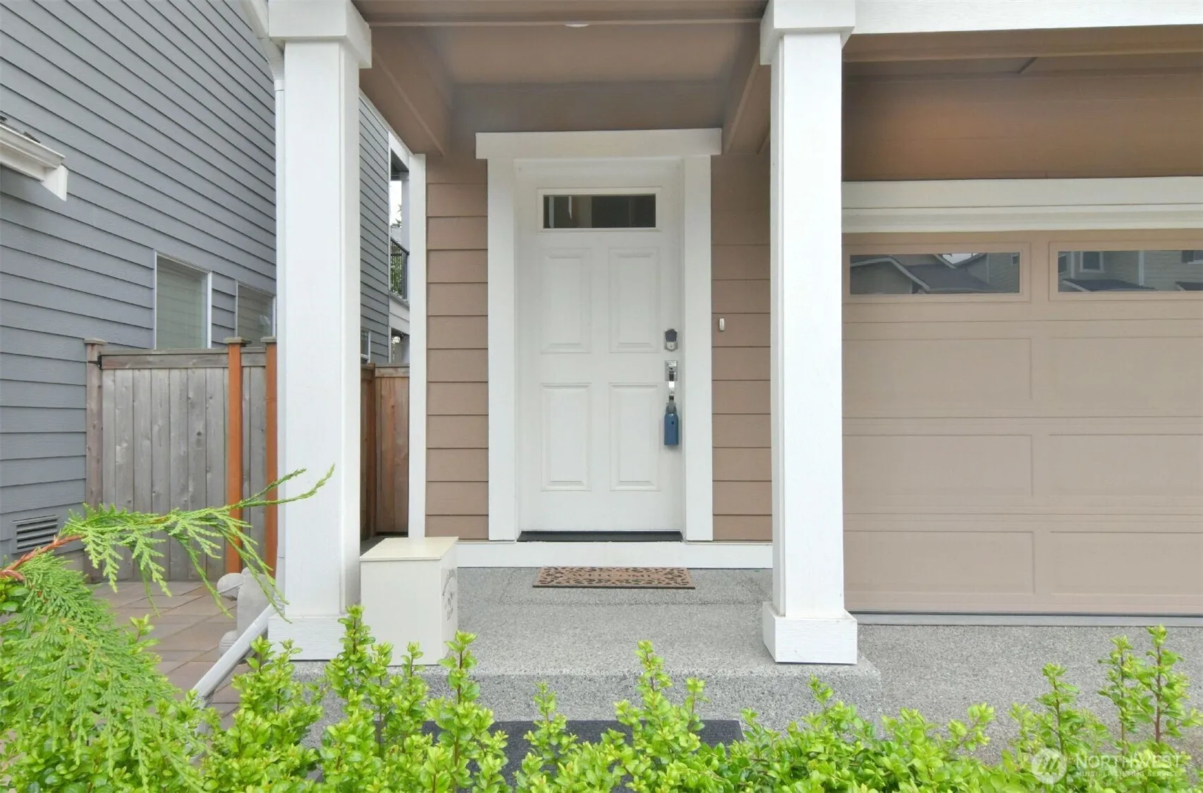 Property photo for 1214 141st Place Sw, Lynnwood photo 2