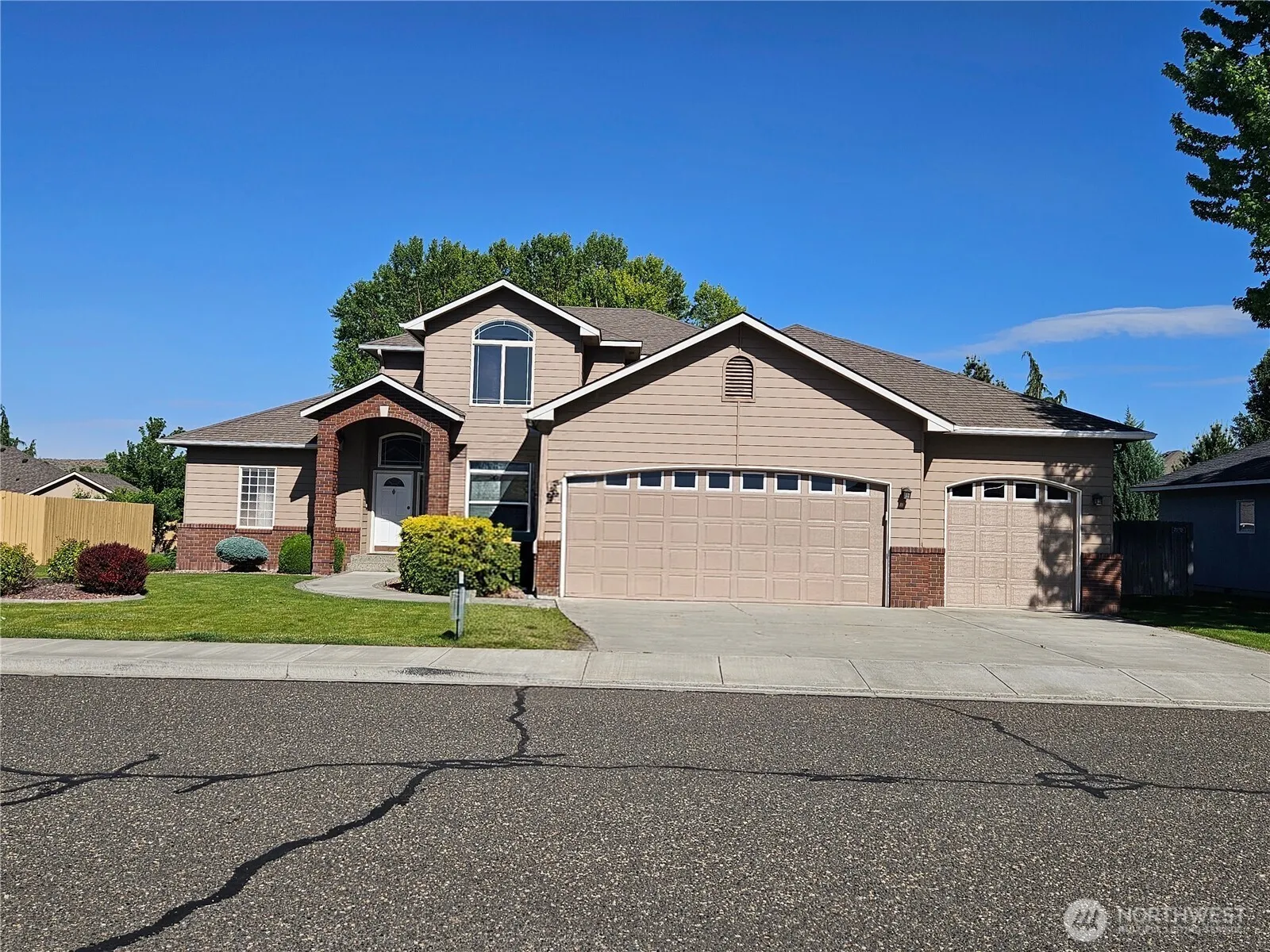 Property photo for 1240 Vintage Road, Richland photo 3