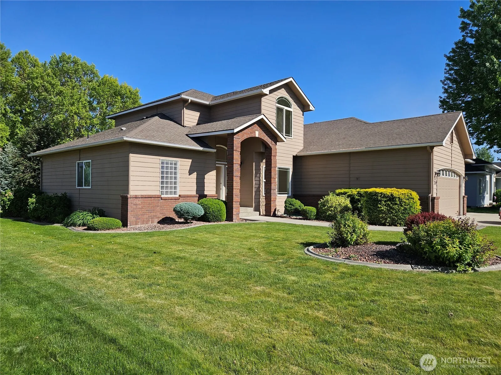 Property photo for 1240 Vintage Road, Richland